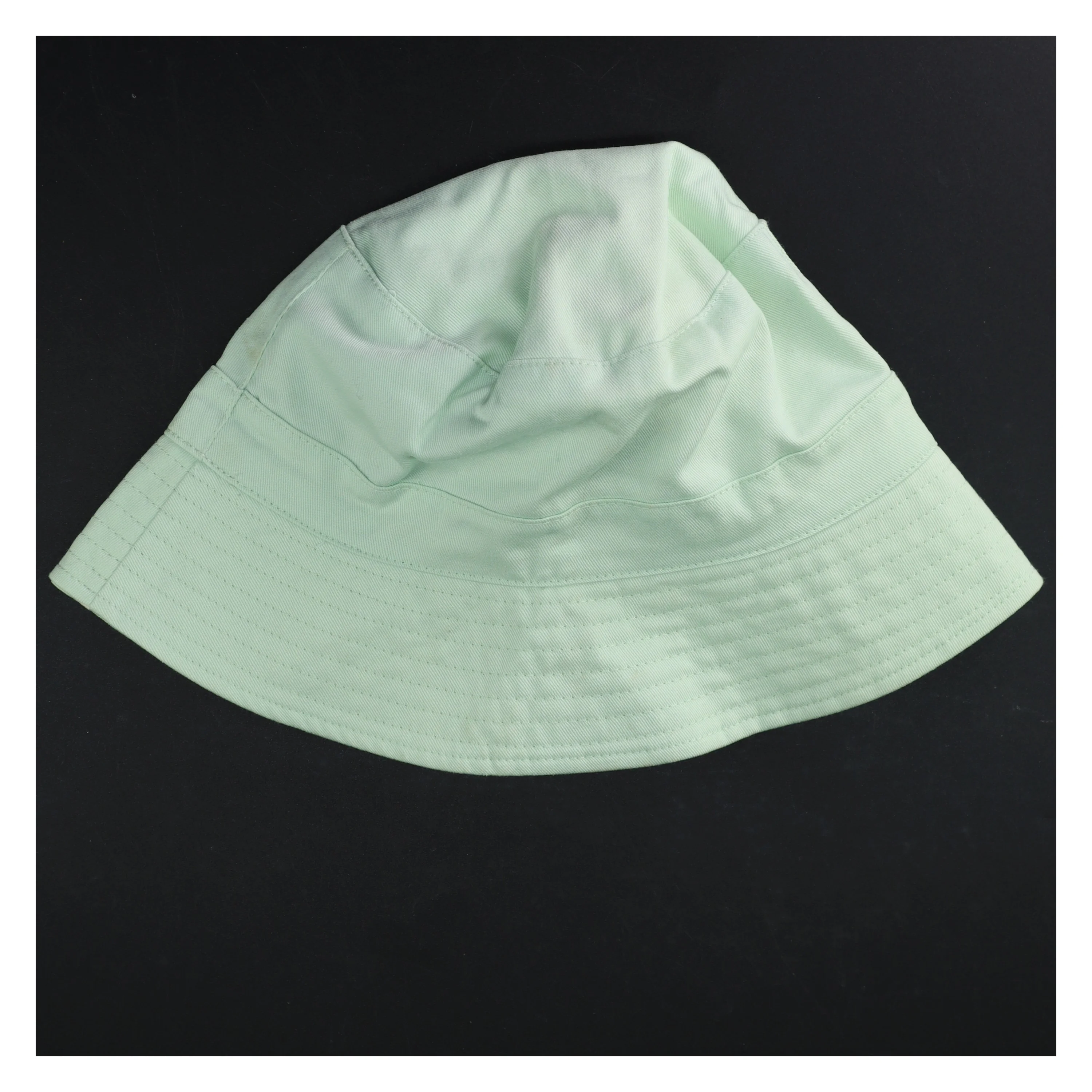 Lilo & Stitch bølle hat med tegneseriefigur fra Zara (str. 29 og 17 cm i diameter)