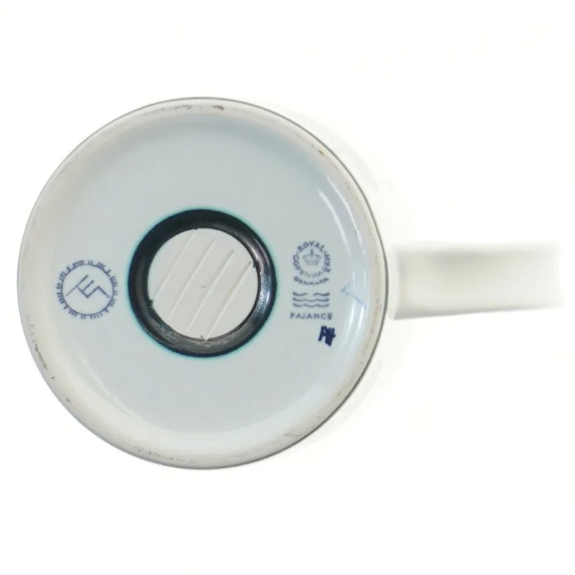 Royal Copenhagen årskrus fra 1974 fra Royal Copenhagen (str. Ø 10,5 cm længde 11,5 cm)