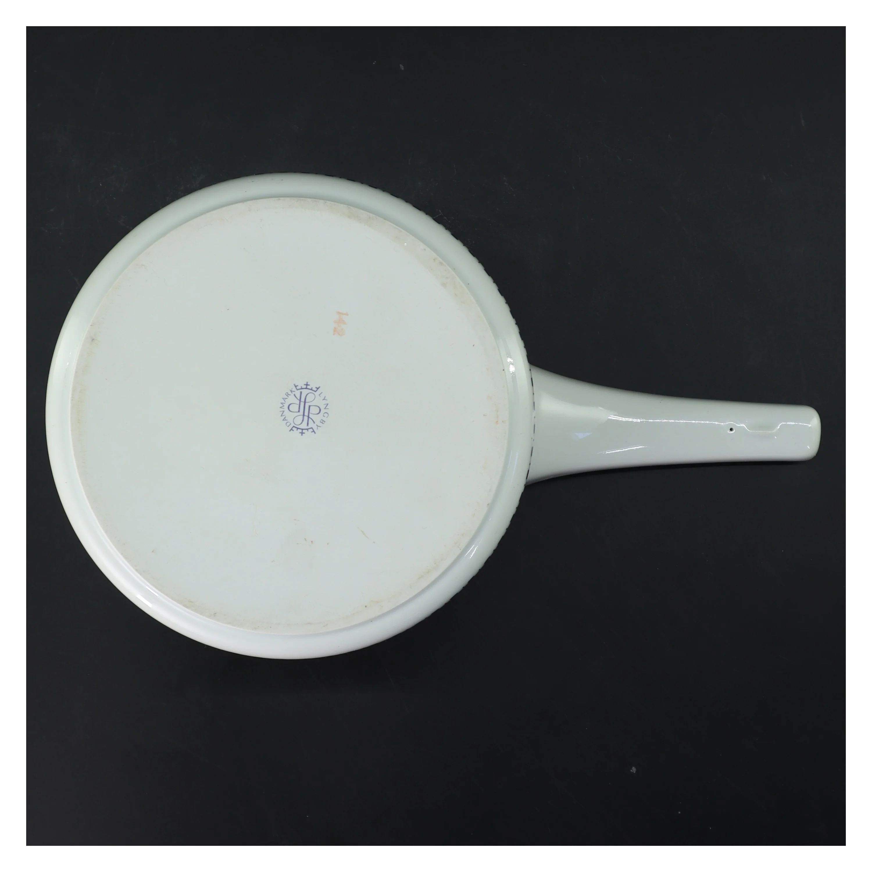 Porcelæn kasserolle med låg fra Royal Copenhagen (str. Ø 15,5 cm)