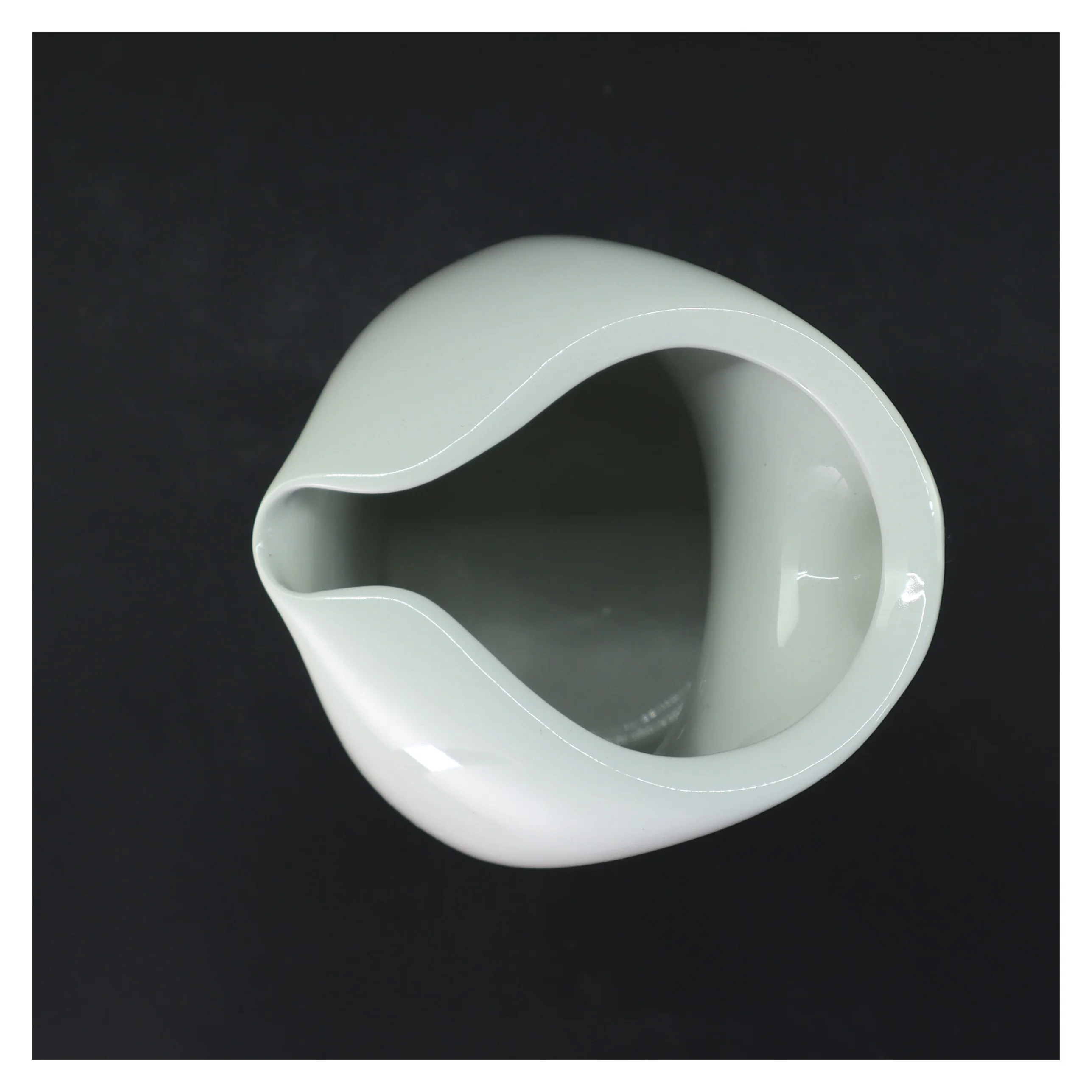 Hvid kande fra Figgjo fra Figgjo (str. 28 cm)