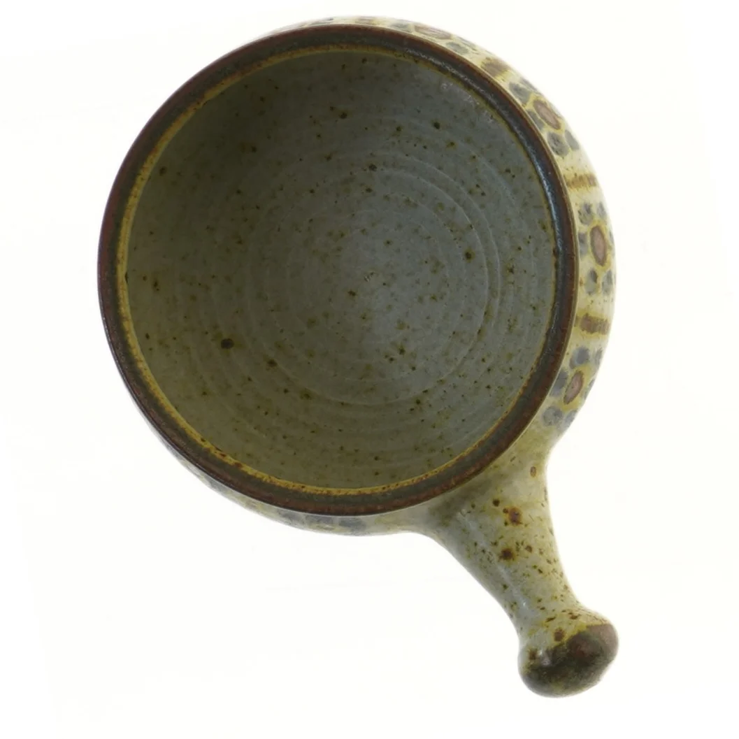 Keramikskål med hank (str. 22x16x6,5 cm)