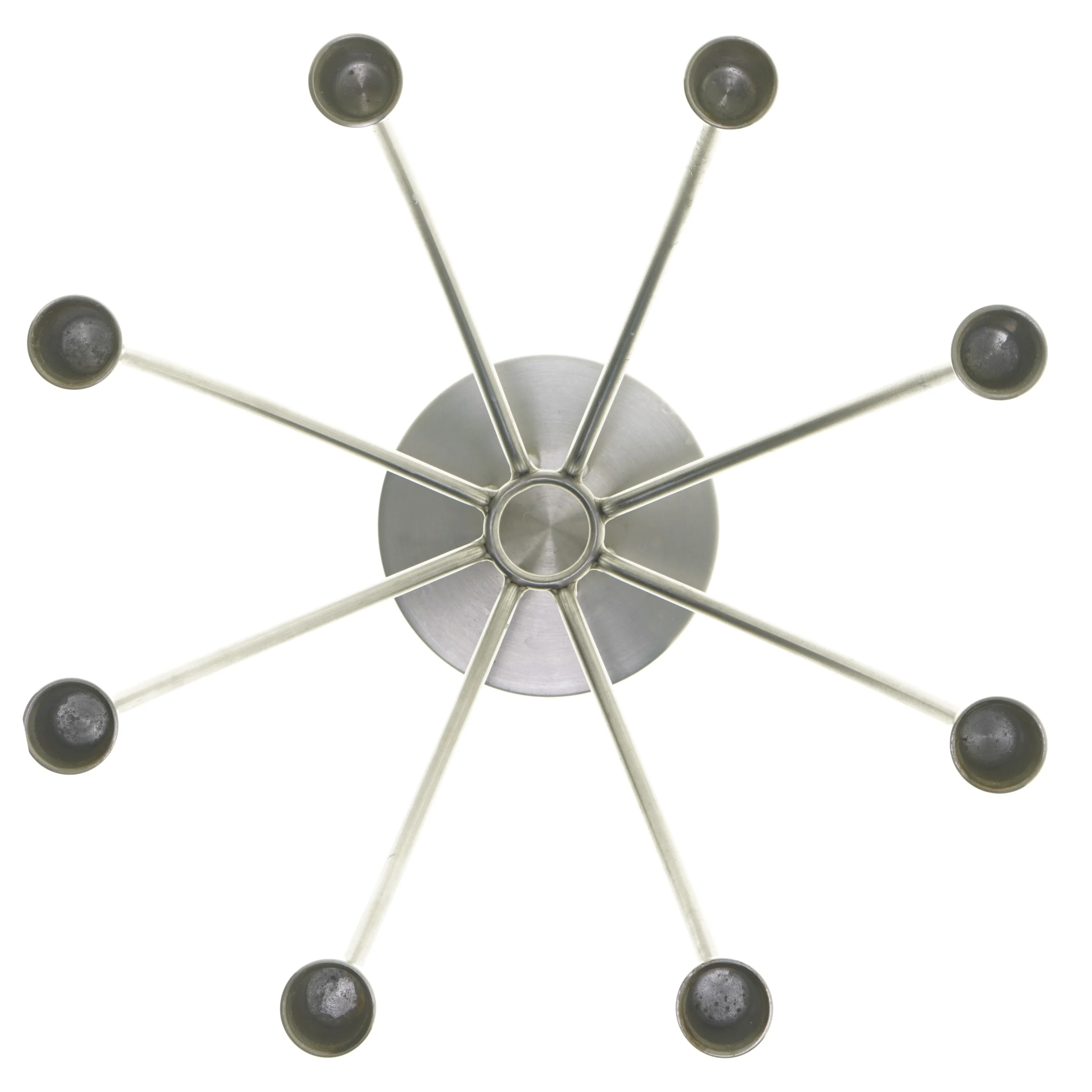 Moderne lysestage i metal (str. 34x35 cm)