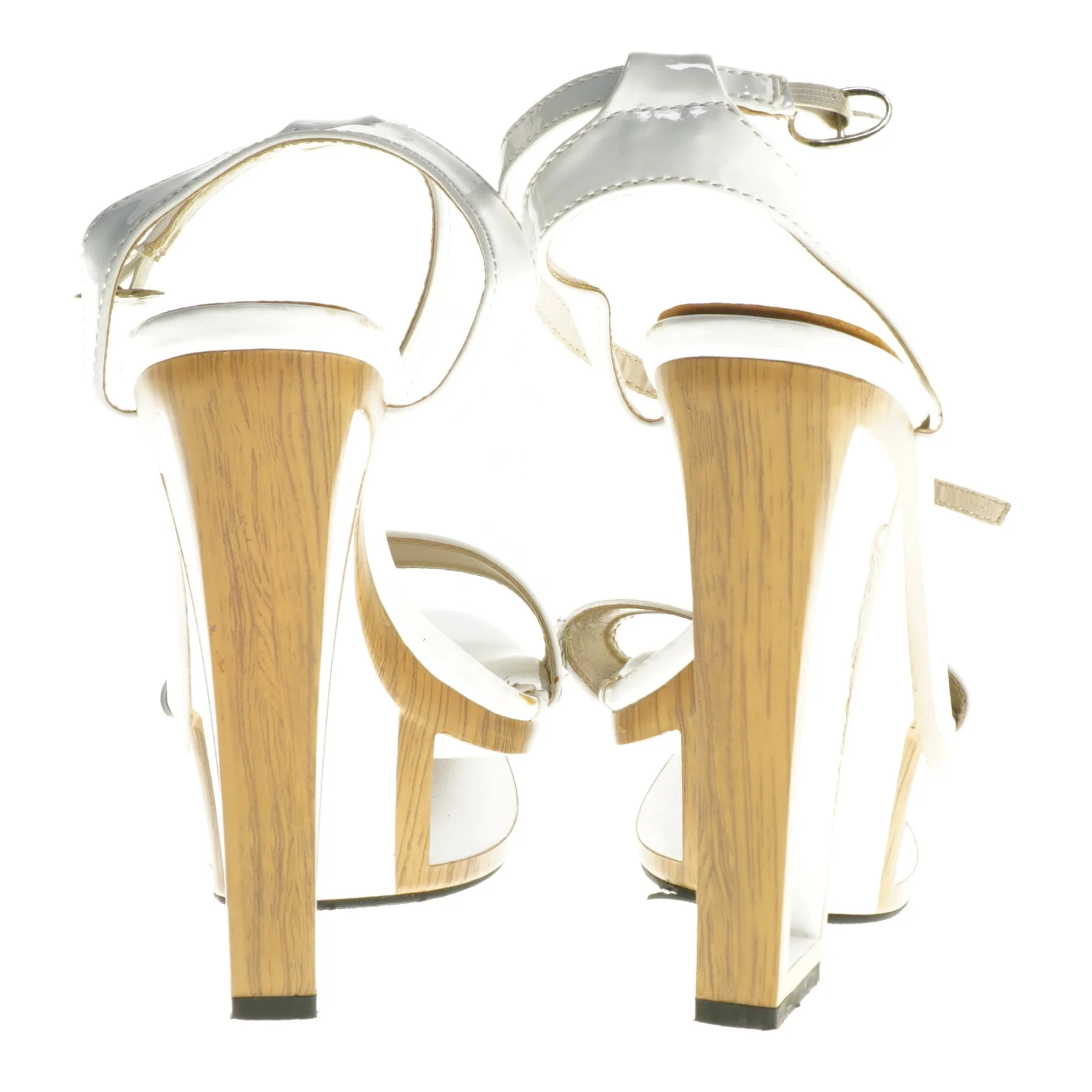 Høje hæle med platform (str. 39 )