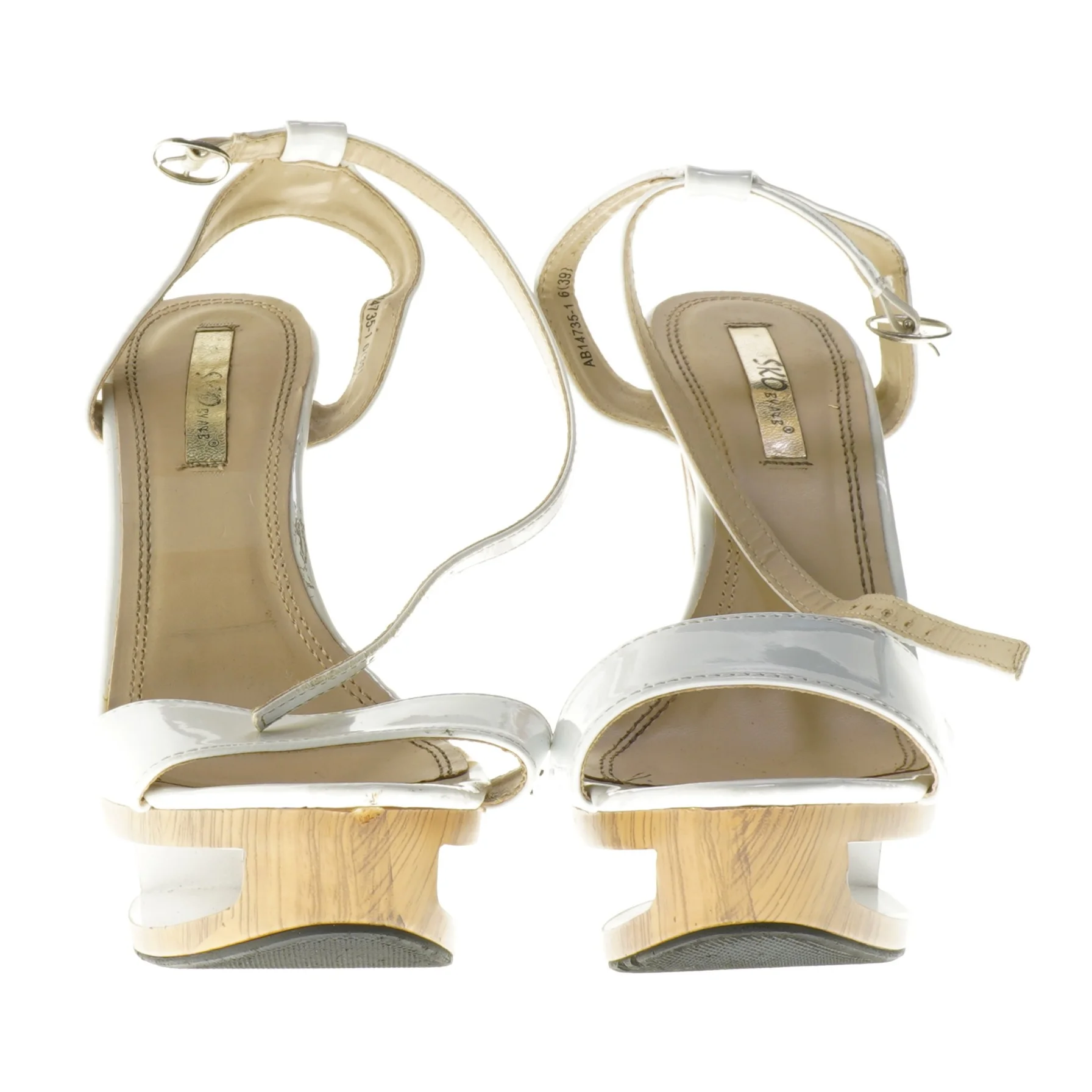 Høje hæle med platform (str. 39 )