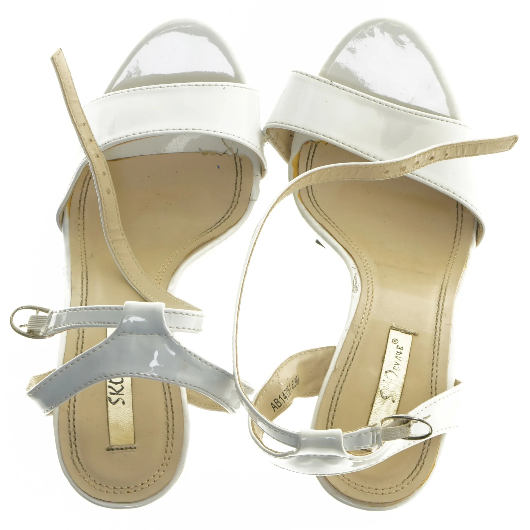 Høje hæle med platform (str. 39 )