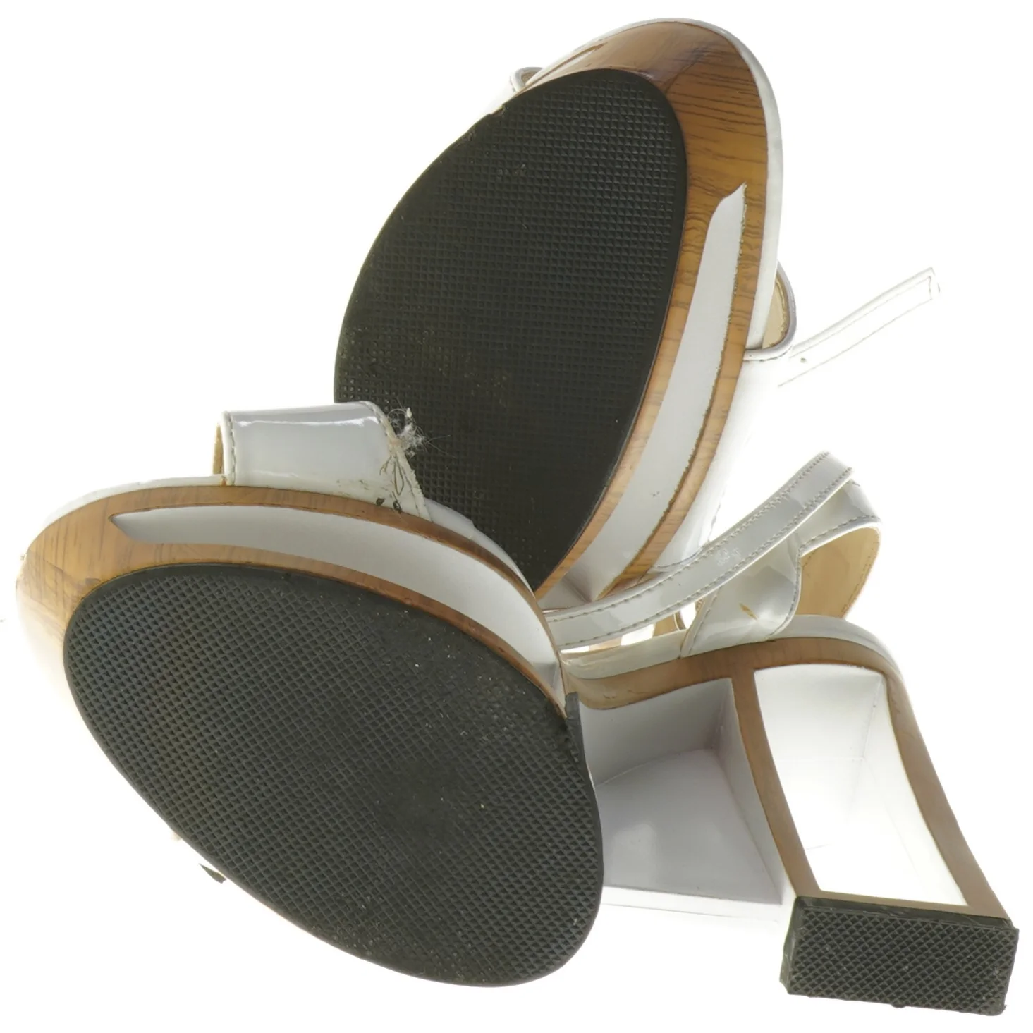 Høje hæle med platform (str. 39 )