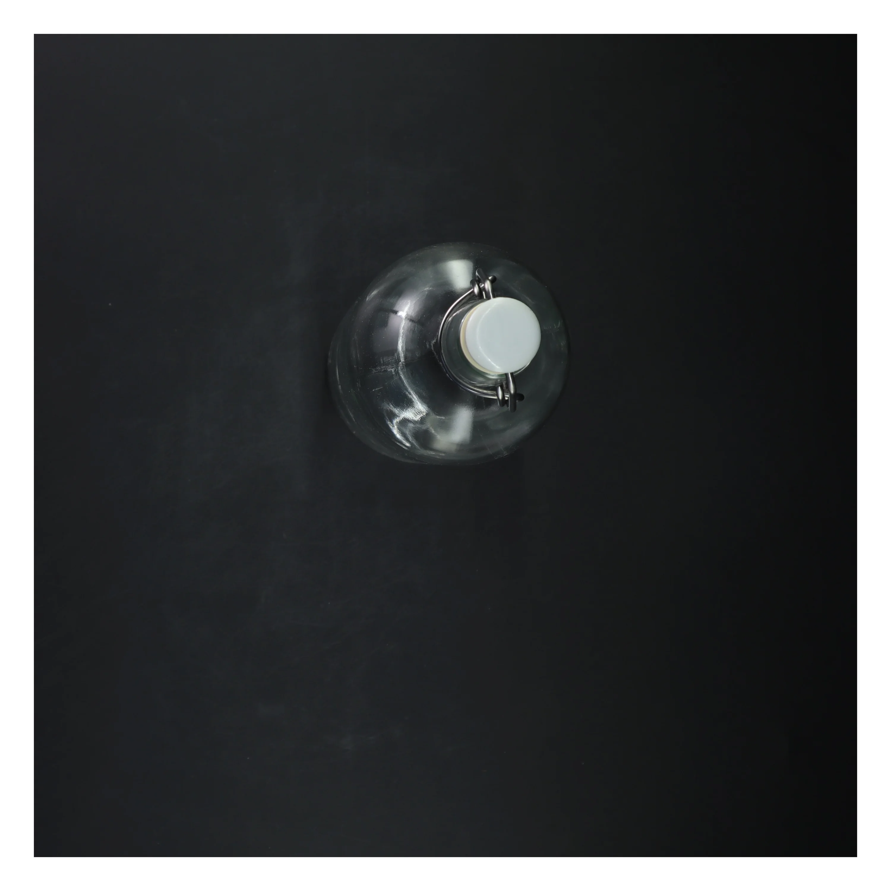 Glasflaske med patentlåg fra IKEA (str. 28 cm)