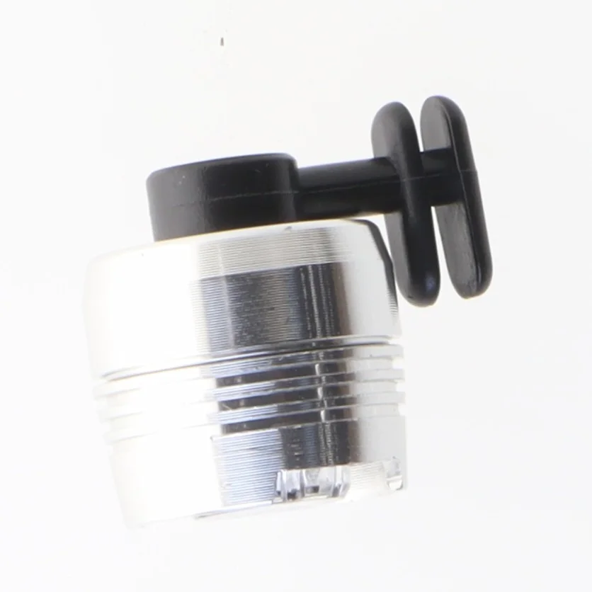 Lille LED-spot med beslag (str. 3x3,5 cm)