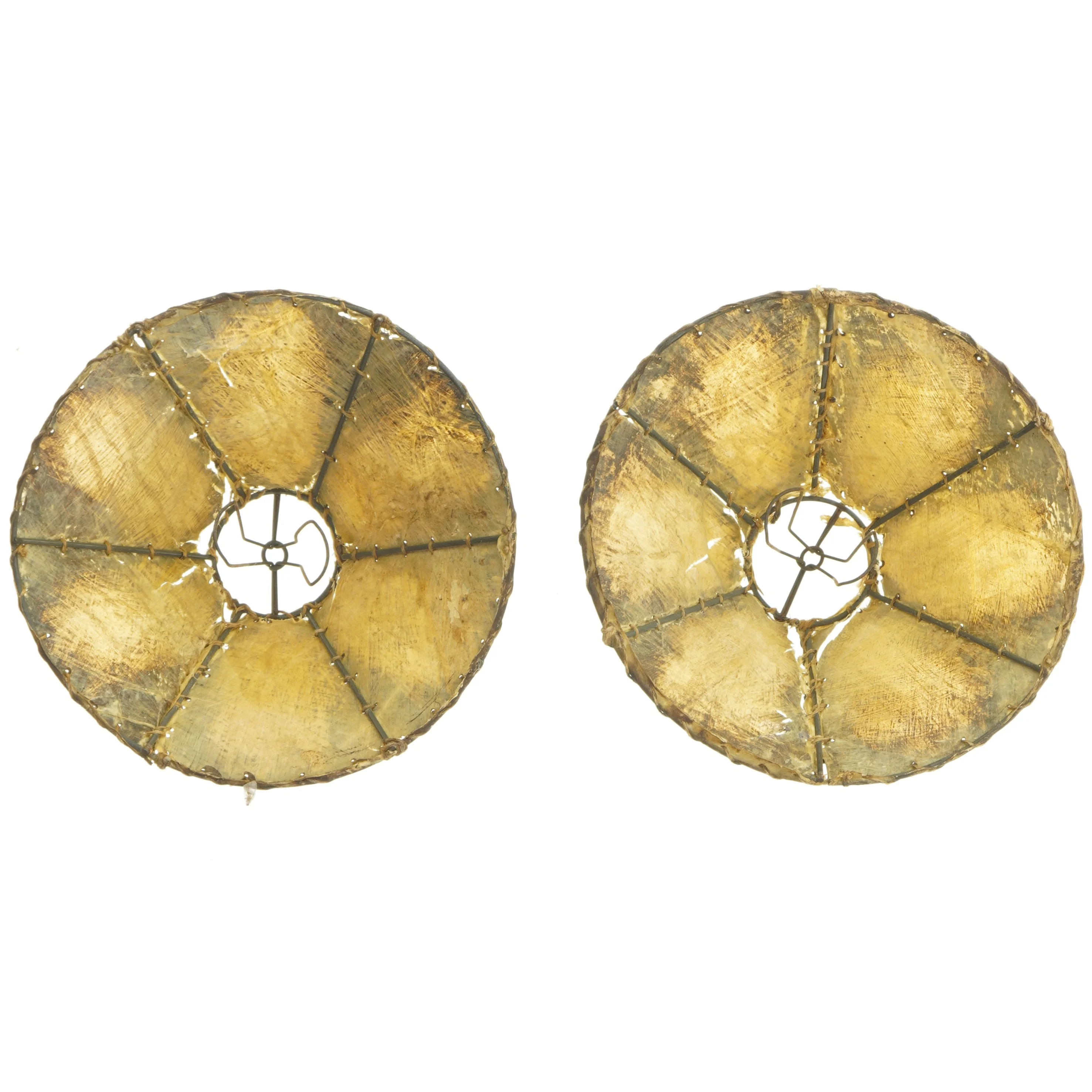 Par af brune lampeskærme (str. Ø 18 cm)