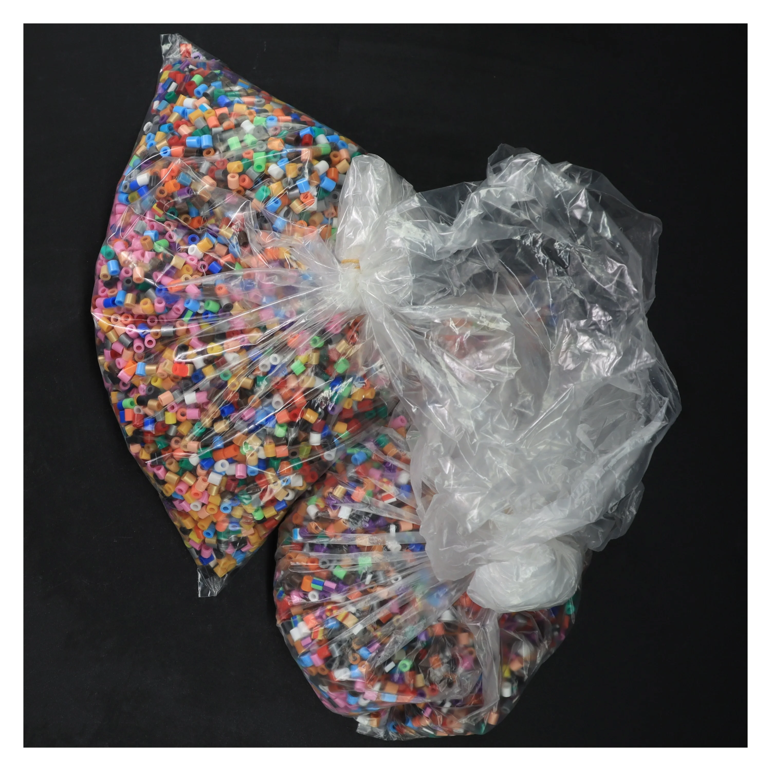 Pose med farvede perler fra Hama (str. 2 poser)