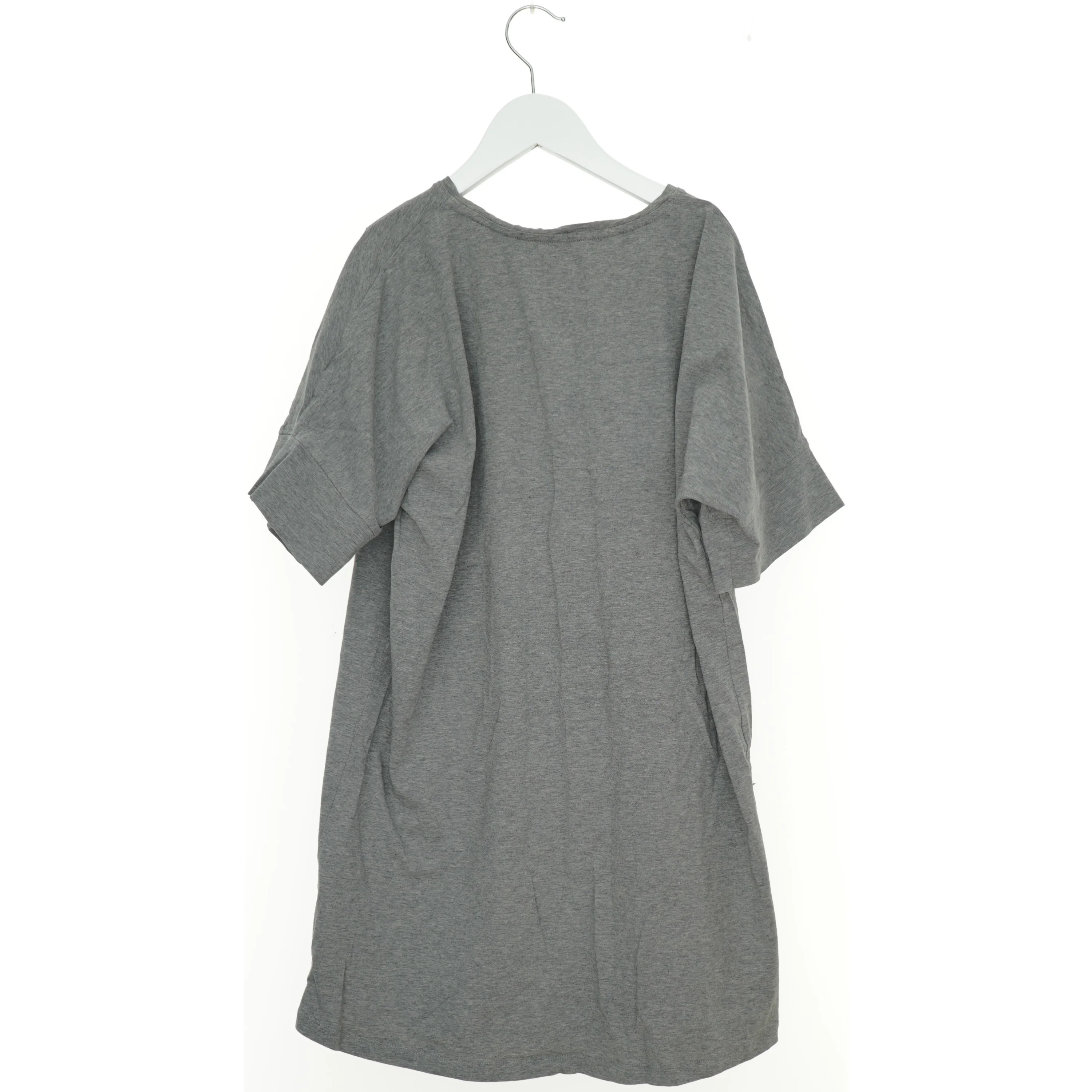 T-Shirt kjole fra Pomp de Lux (str. 152 cm)