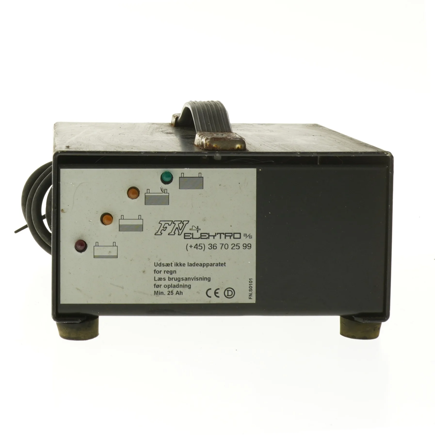 Batterioplader FN Electro fra FN Electro (str. 17x17 cm)