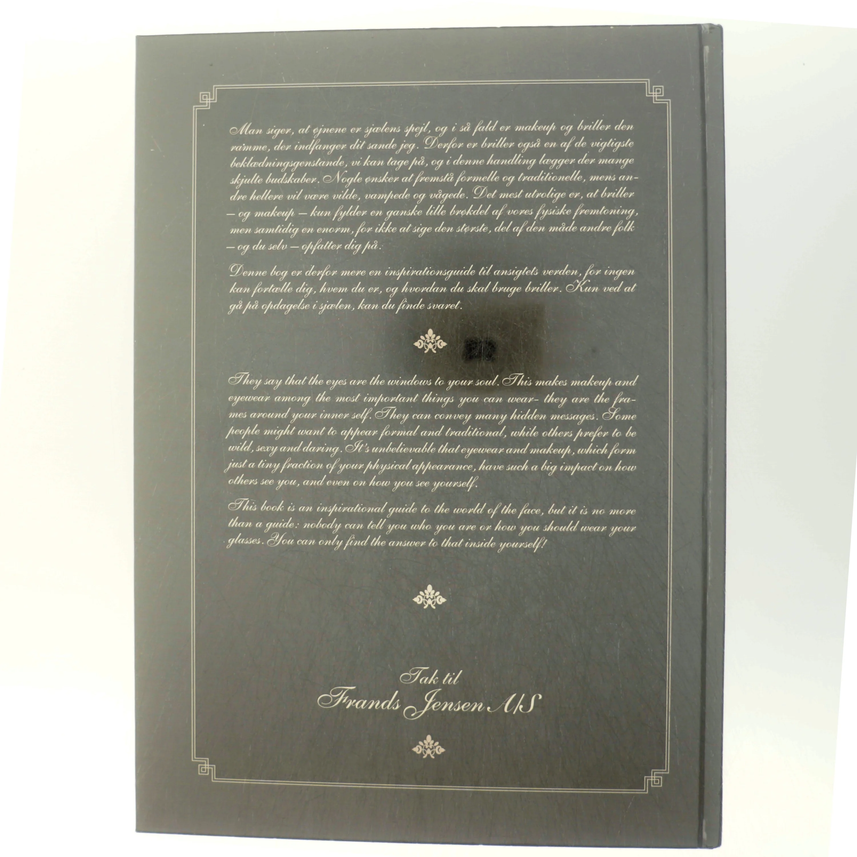 Bog om brillestil af Prego & Tim Wold