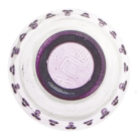 vase og kunstig blomst