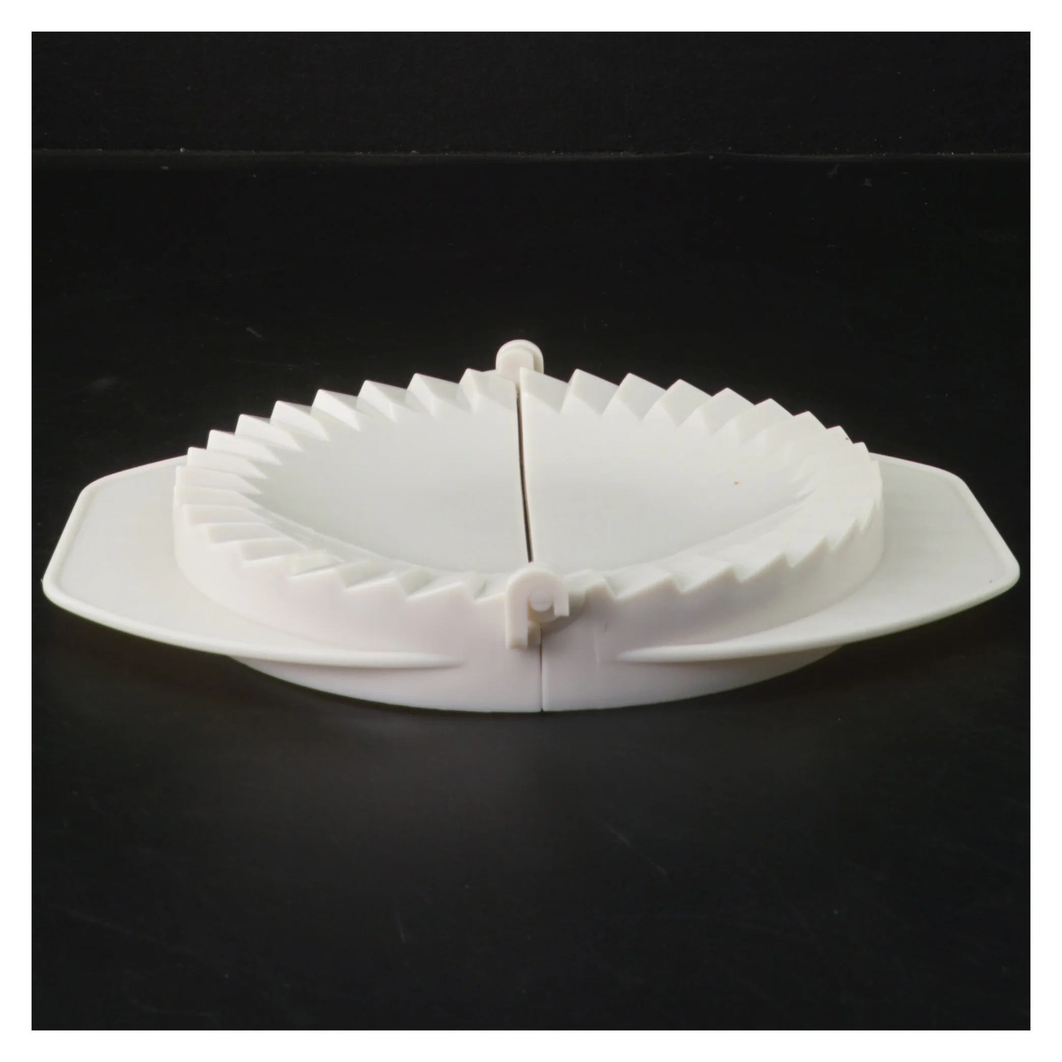 Hvid plastik empanada-form (str. 20 cm)