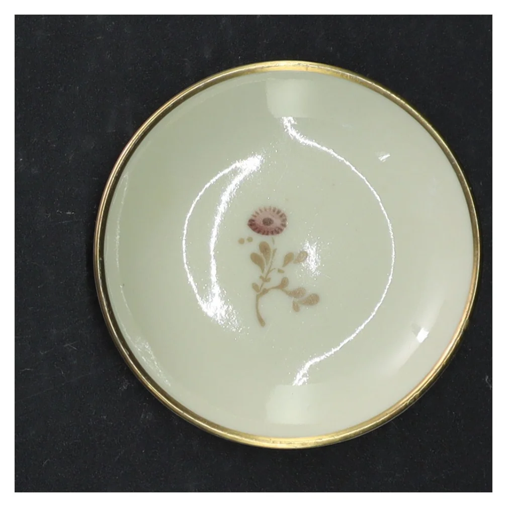 Porcelænsfad med blomstermotiv fra B&G