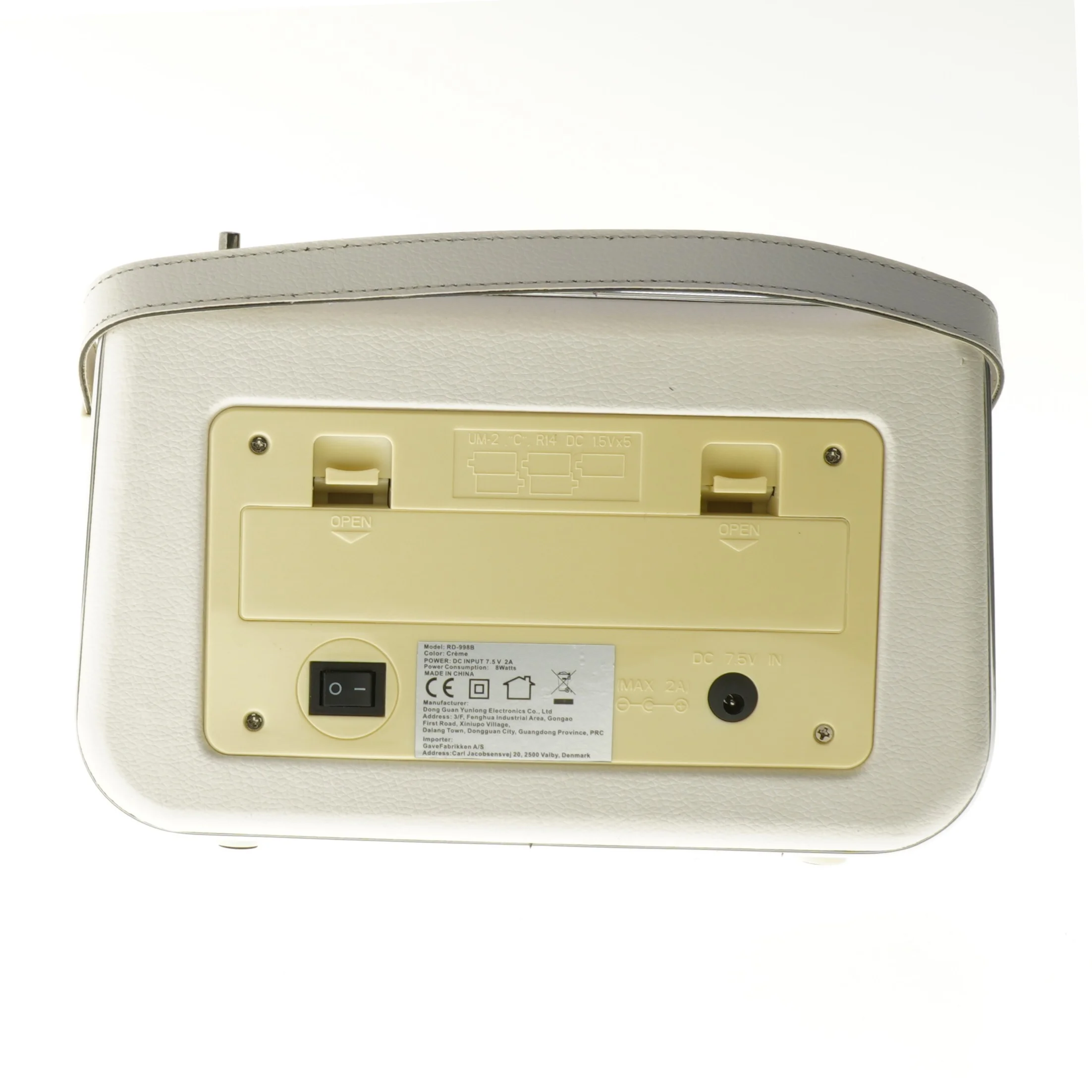 Memphis radio med adapter fra Memphis (str. 26x12x16 cm)