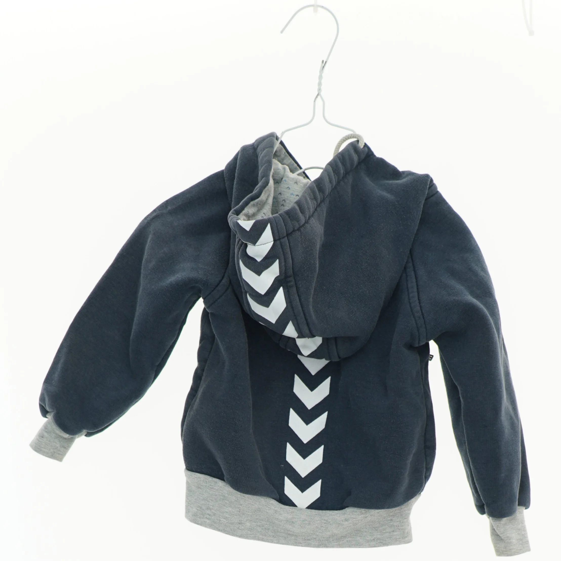 hættetrøje fra Hummel (str. 80 cm)