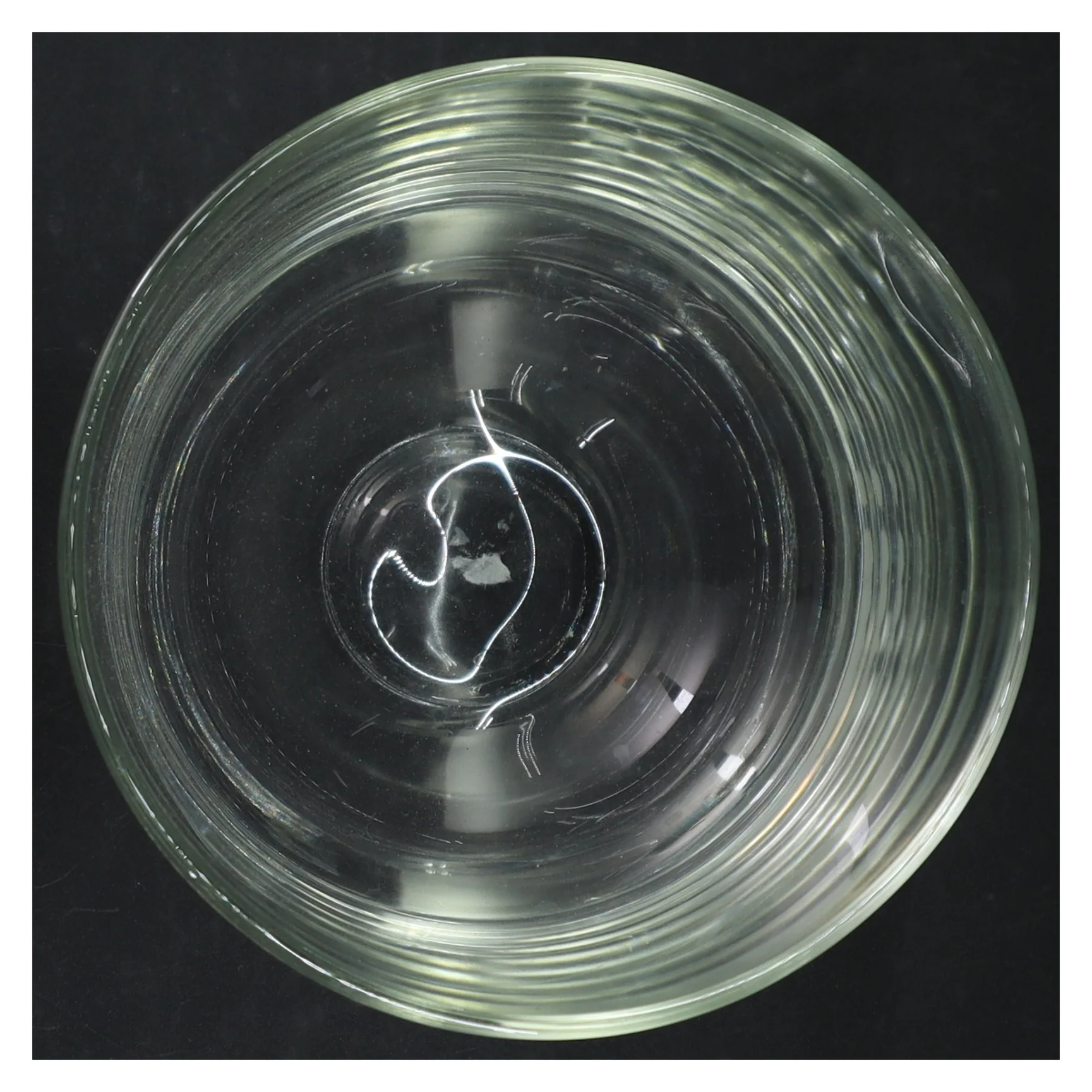 Glasvase (str. H. 16,5 cm. ø. 14,5 cm)