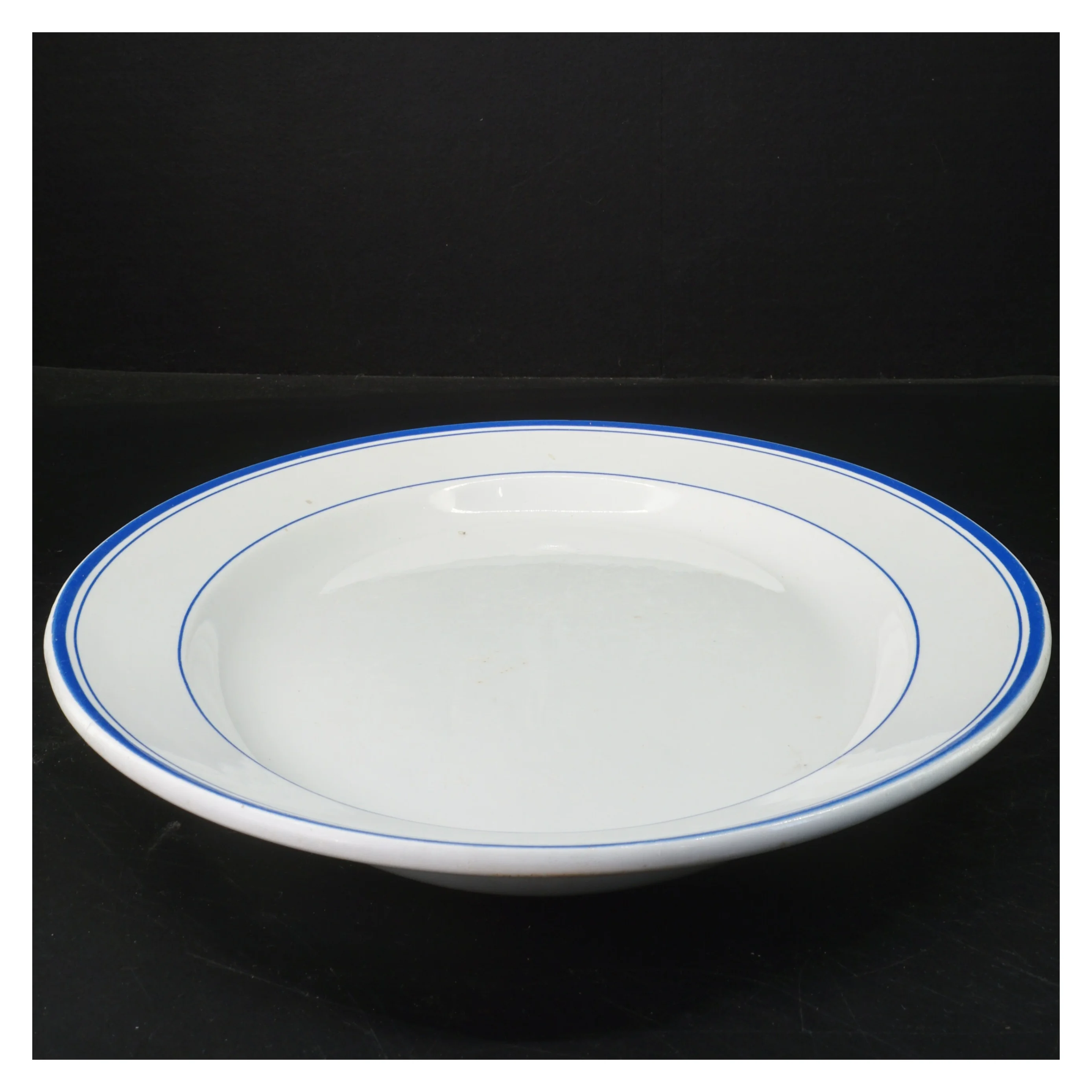 Porcelænsfad med blå kant fra Villeroy & Boch (str. Ja)