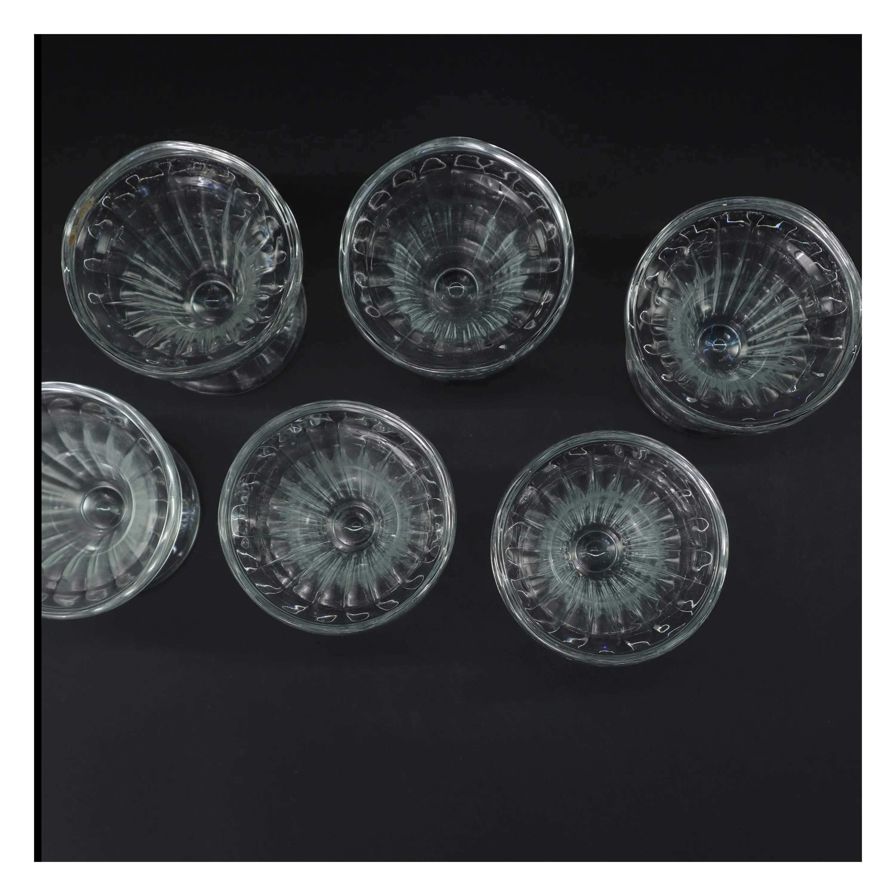 Sæt med seks isglas (str. 6 styk. ø. 10 cm. længde. 13 cm)