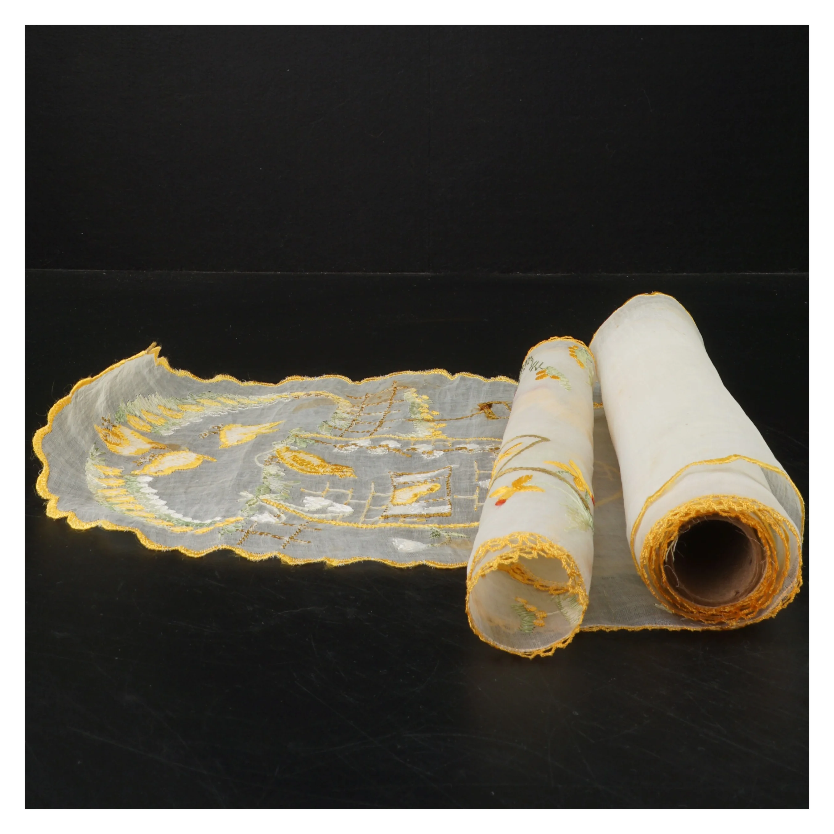 Påske dug (str. 2 styk. 72 x. 23 cm)