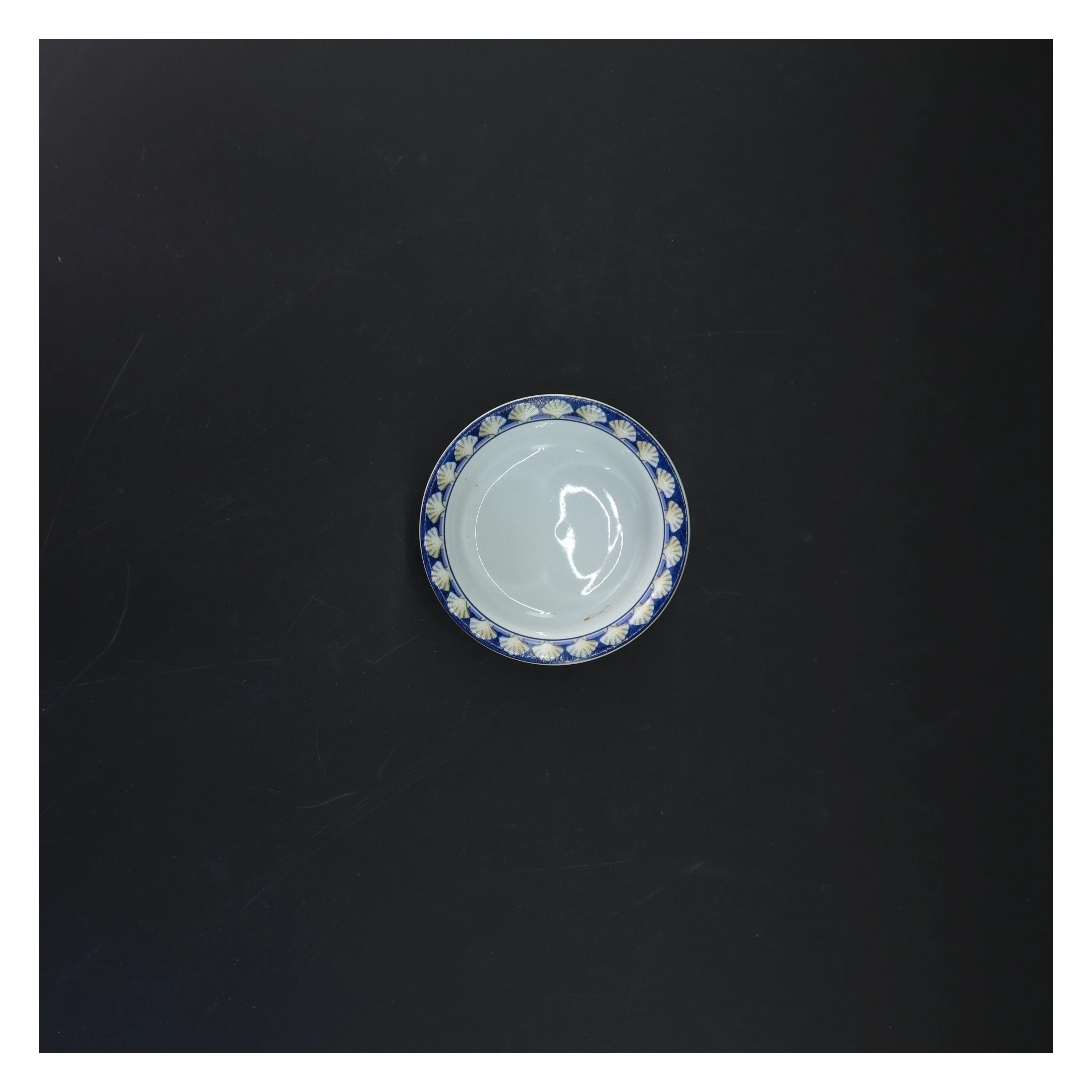 Pillivuit Keramisk skål med mønster fra Special Worldwide Marketing (HK) Limited (str. Ø 10 cm)