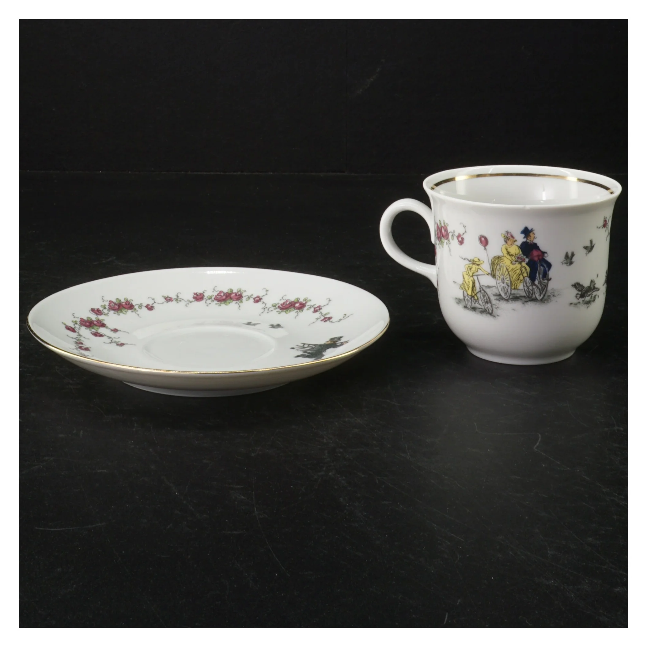 Porcelænskop og underkop