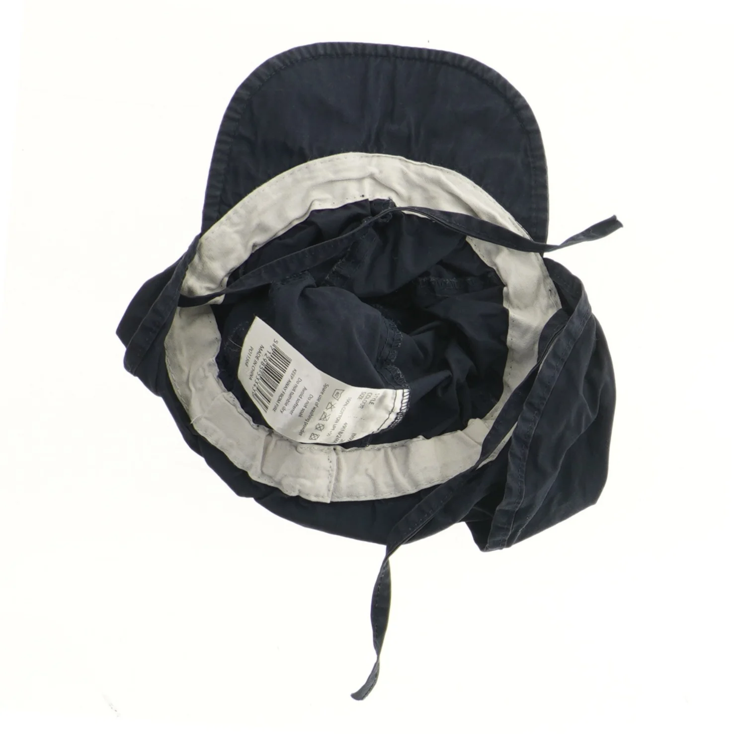 Børnehat med skygge (str. 92)