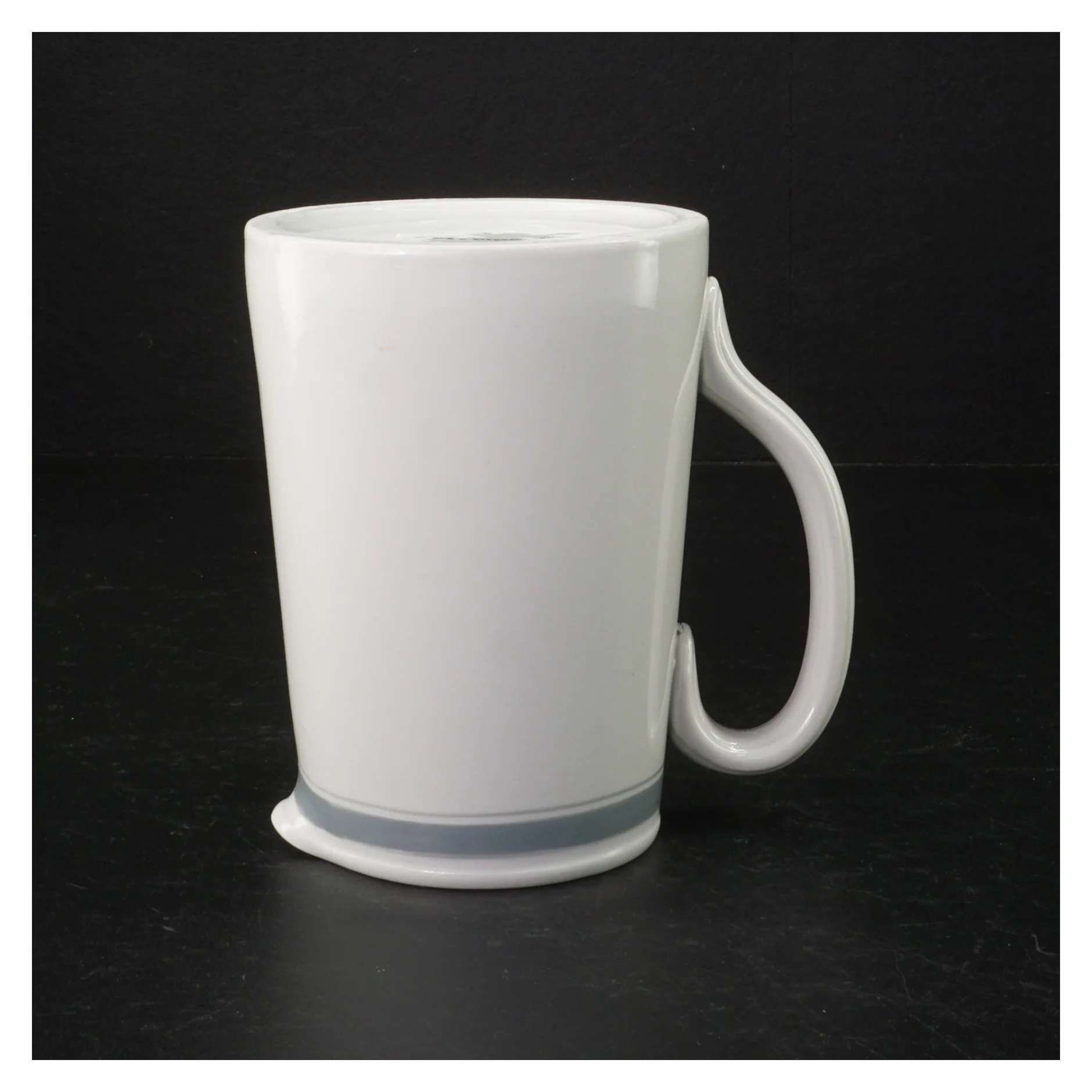 Hvid kande (str. 13,5 cm)