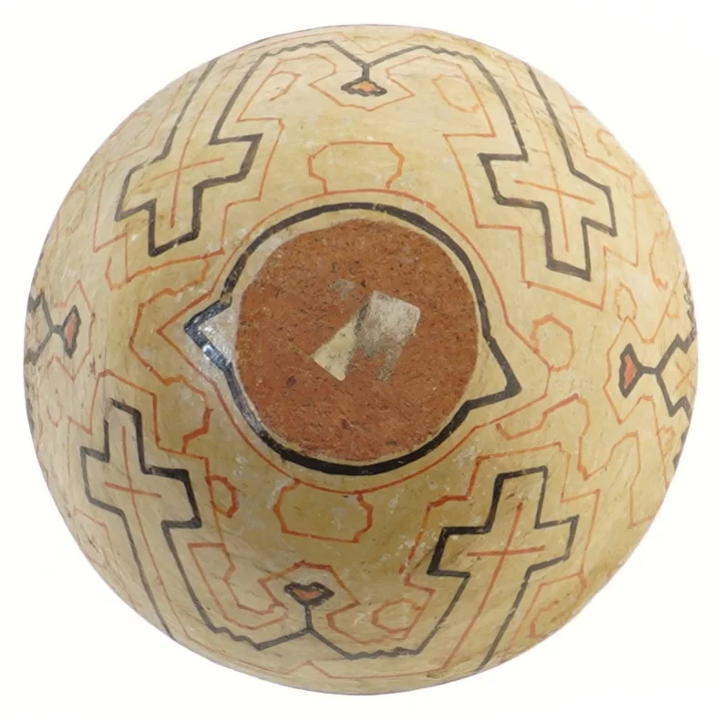 Dekorativ keramikskål (str. Ø 15,5 cm)