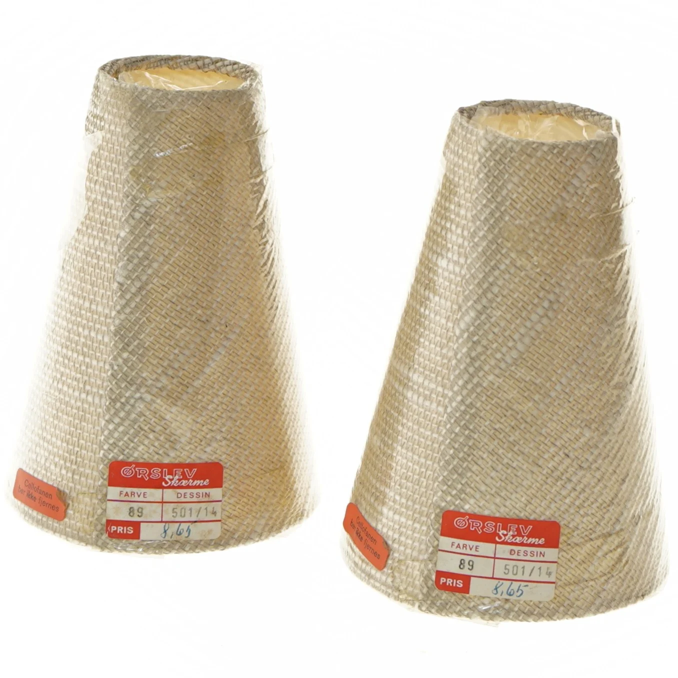 Lampeskærme i flettet materiale fra Ørslev (str. 14 cm)