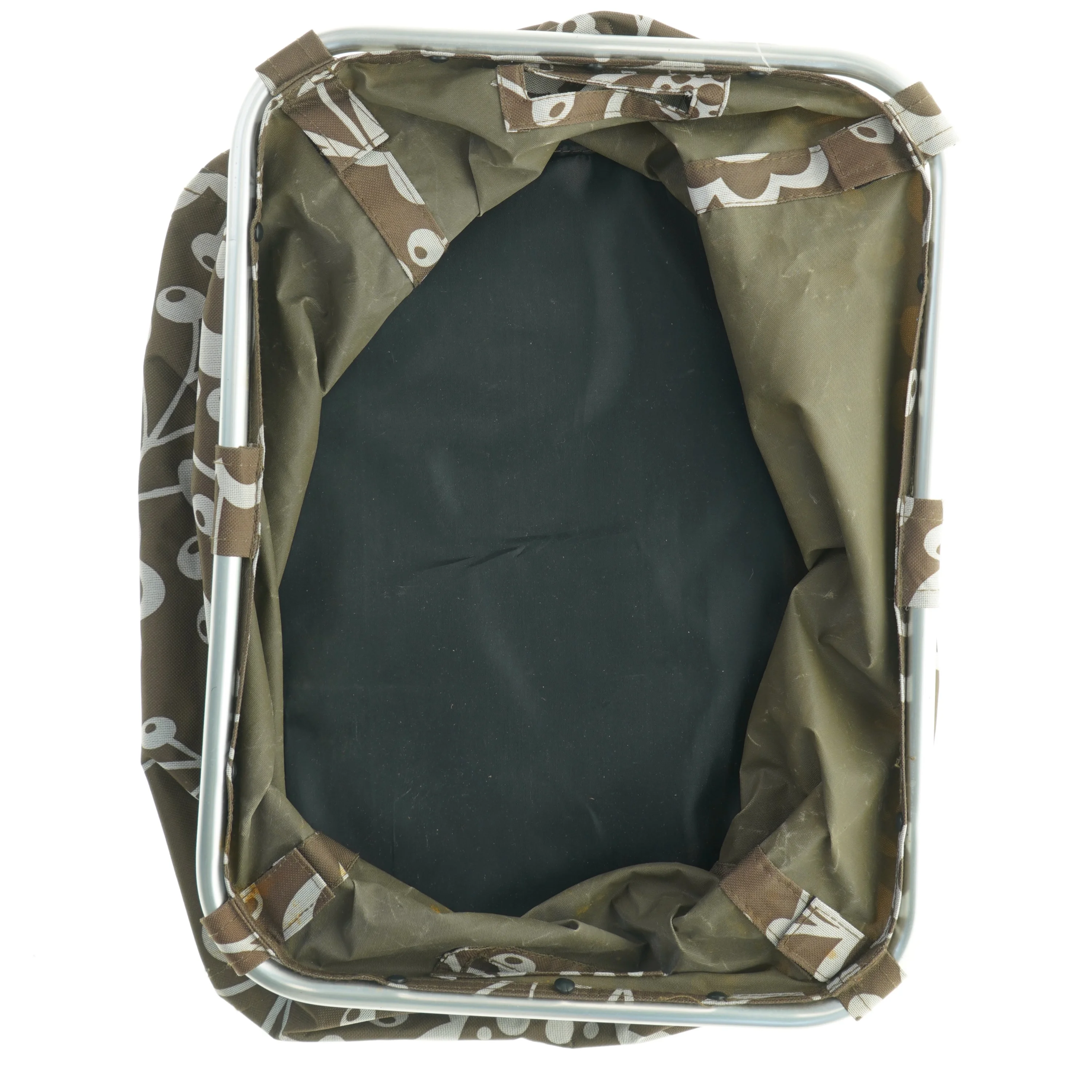 Stofkurv med blomstermønster (str. 44 x. 33 cm)