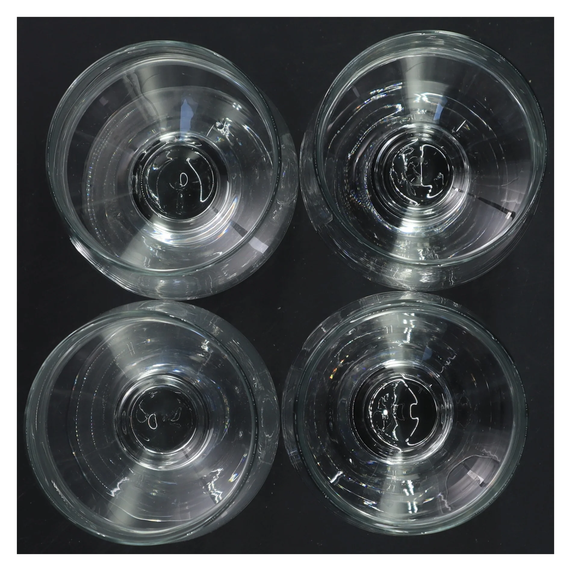 Sæt med 4 glas (str. Ø 7,5x14 cm)