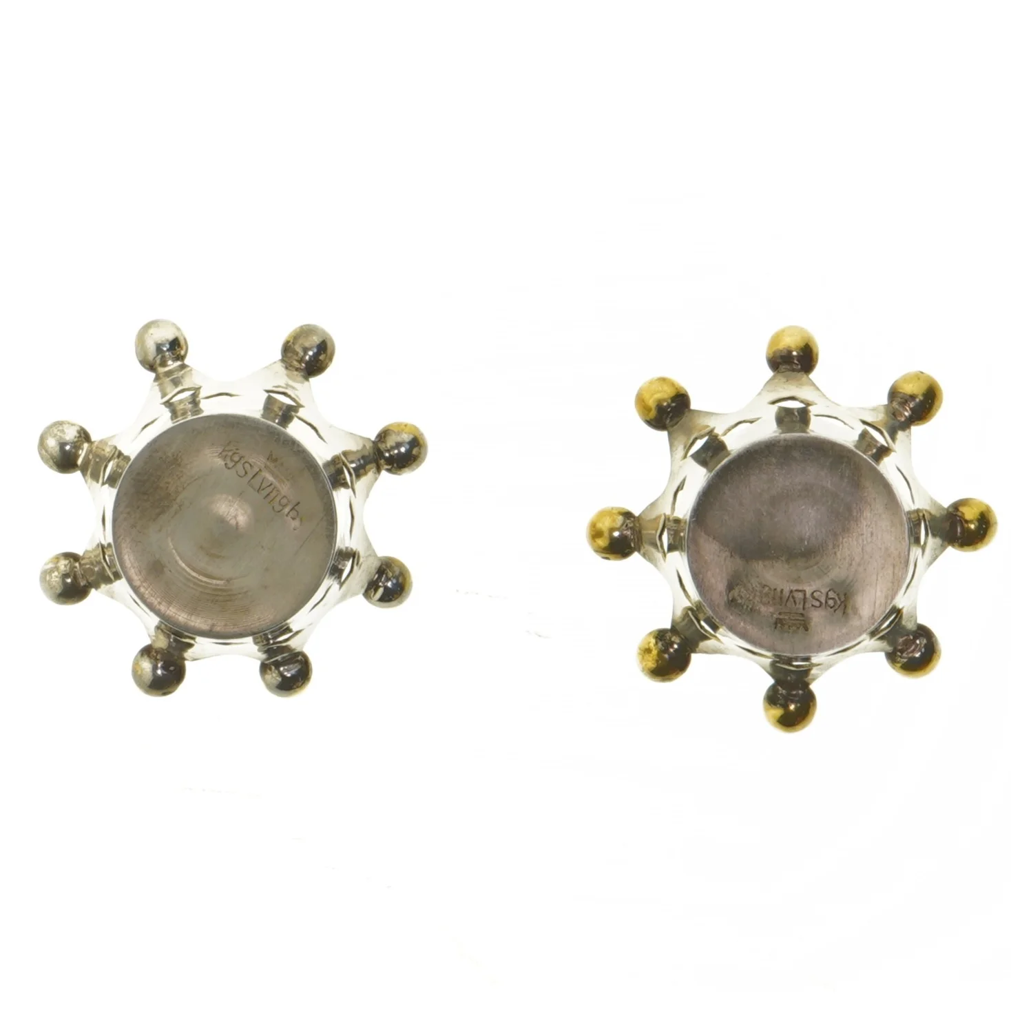 To lysestager i form af kroner fra Kgs Lyngby (str. 8x5 cm)