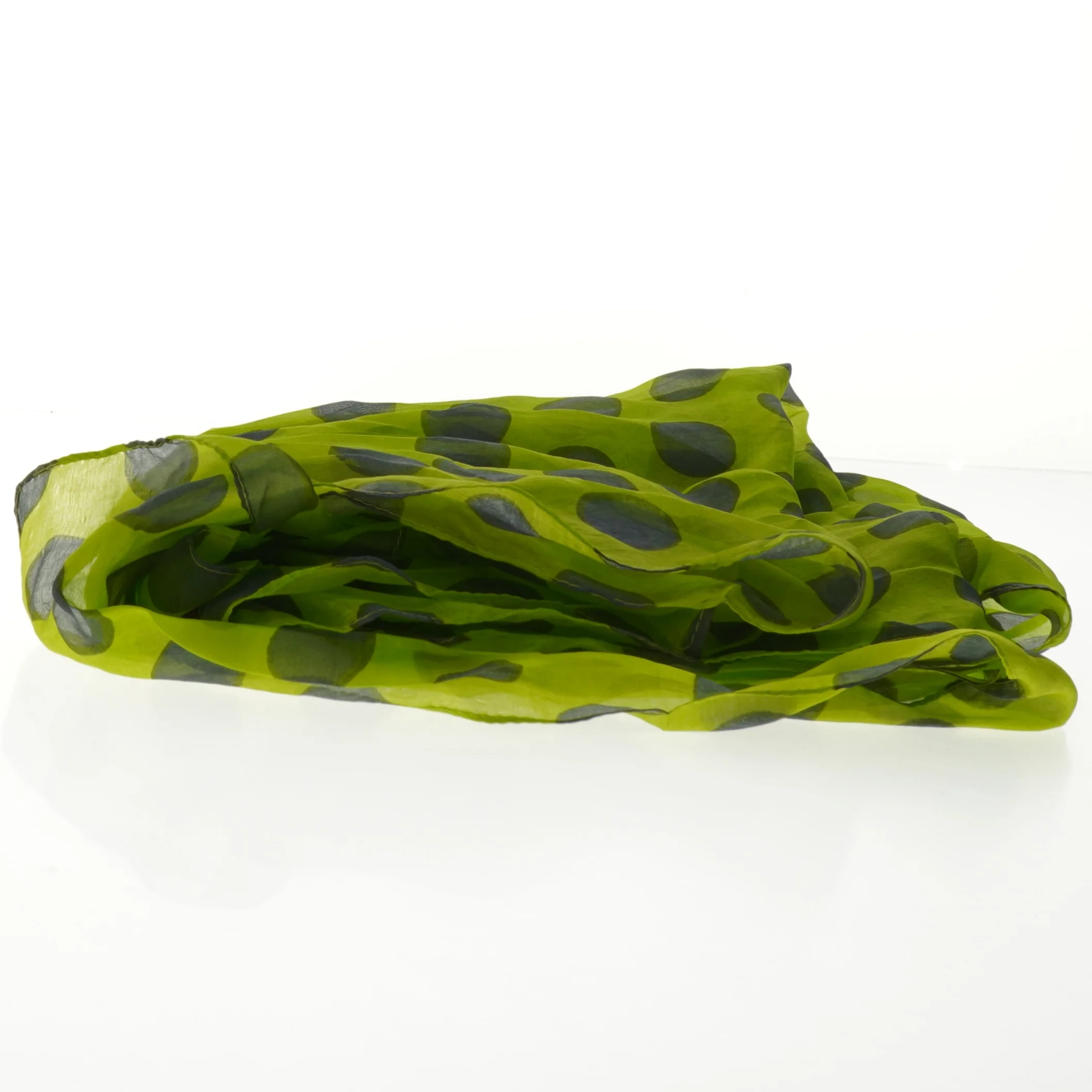 Grøn tørklæde med prikker (str. 170x50 cm)