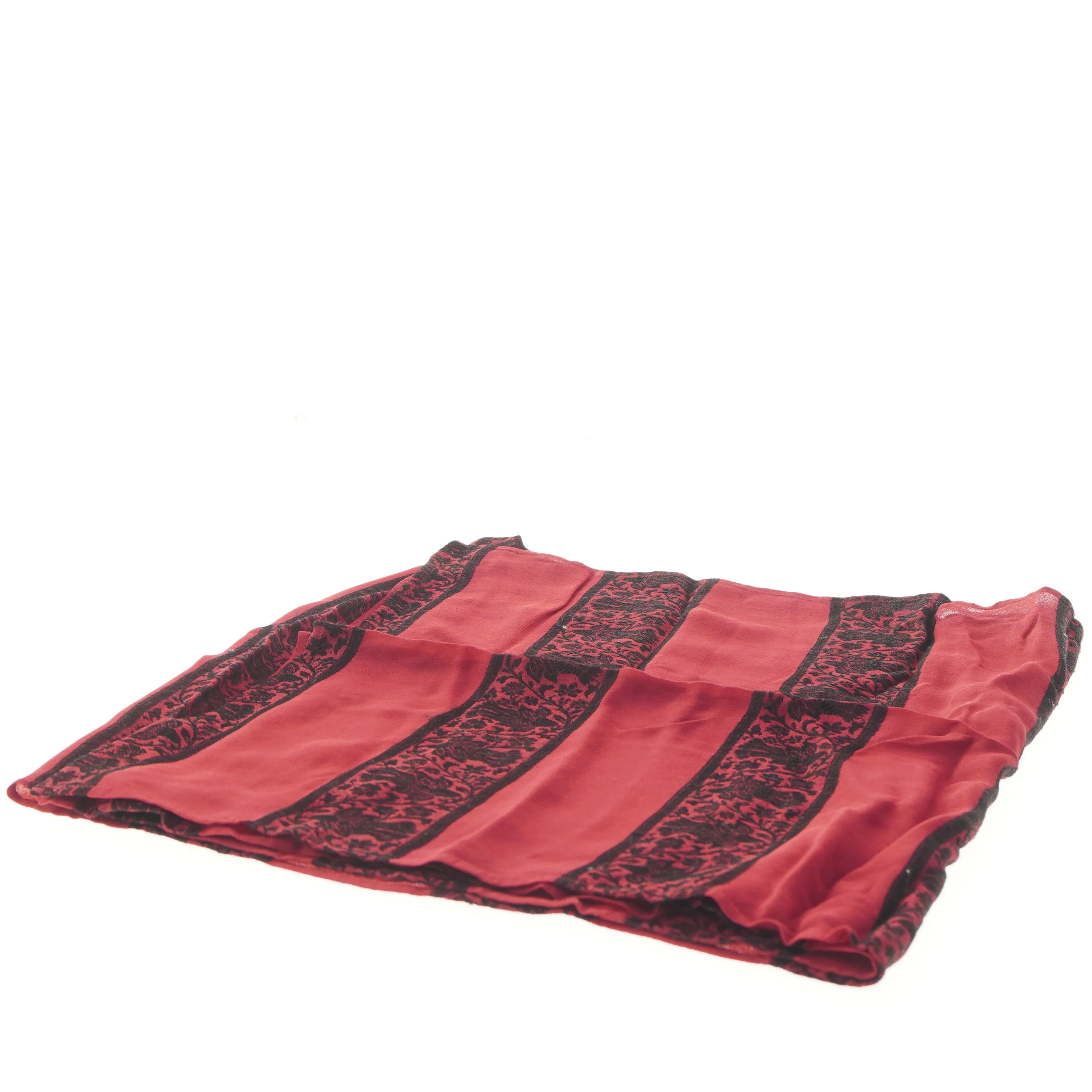 Masai. Rødt tørklæde med sort mønster (str. 47,5x160 cm)