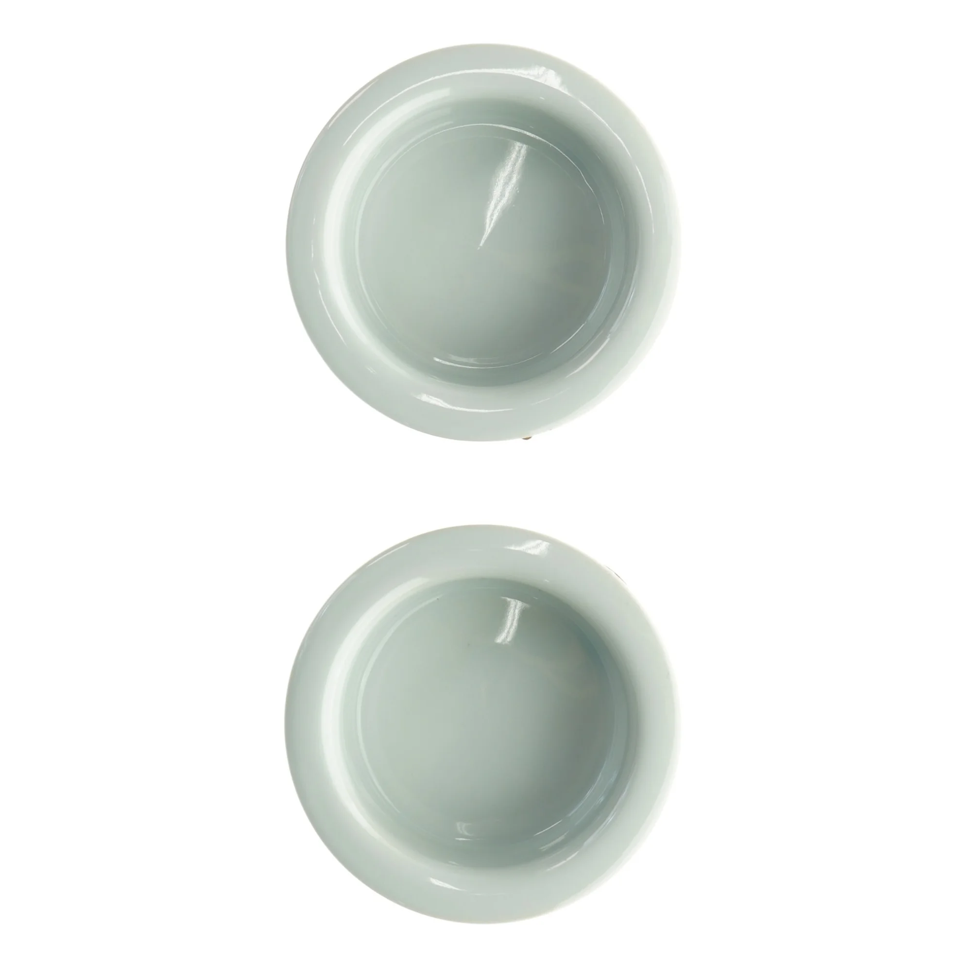 Flettede kurve med keramik skåle