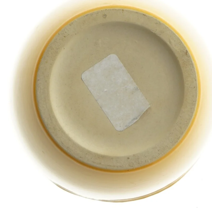 Gul urtepotteskjuler (str. 9,5x12 cm)