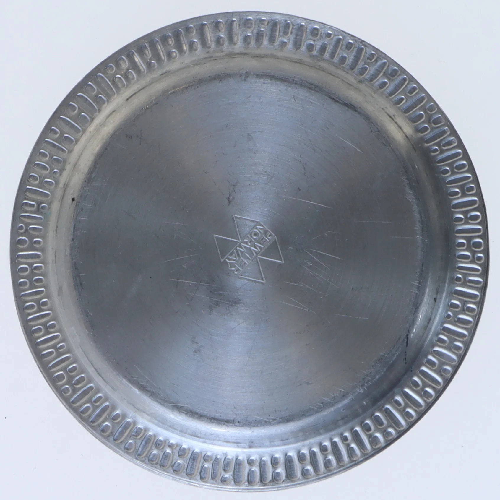 Syvonen tin tallerkener sæt fra Pewter (str. 4 stk Ø 10 cm)