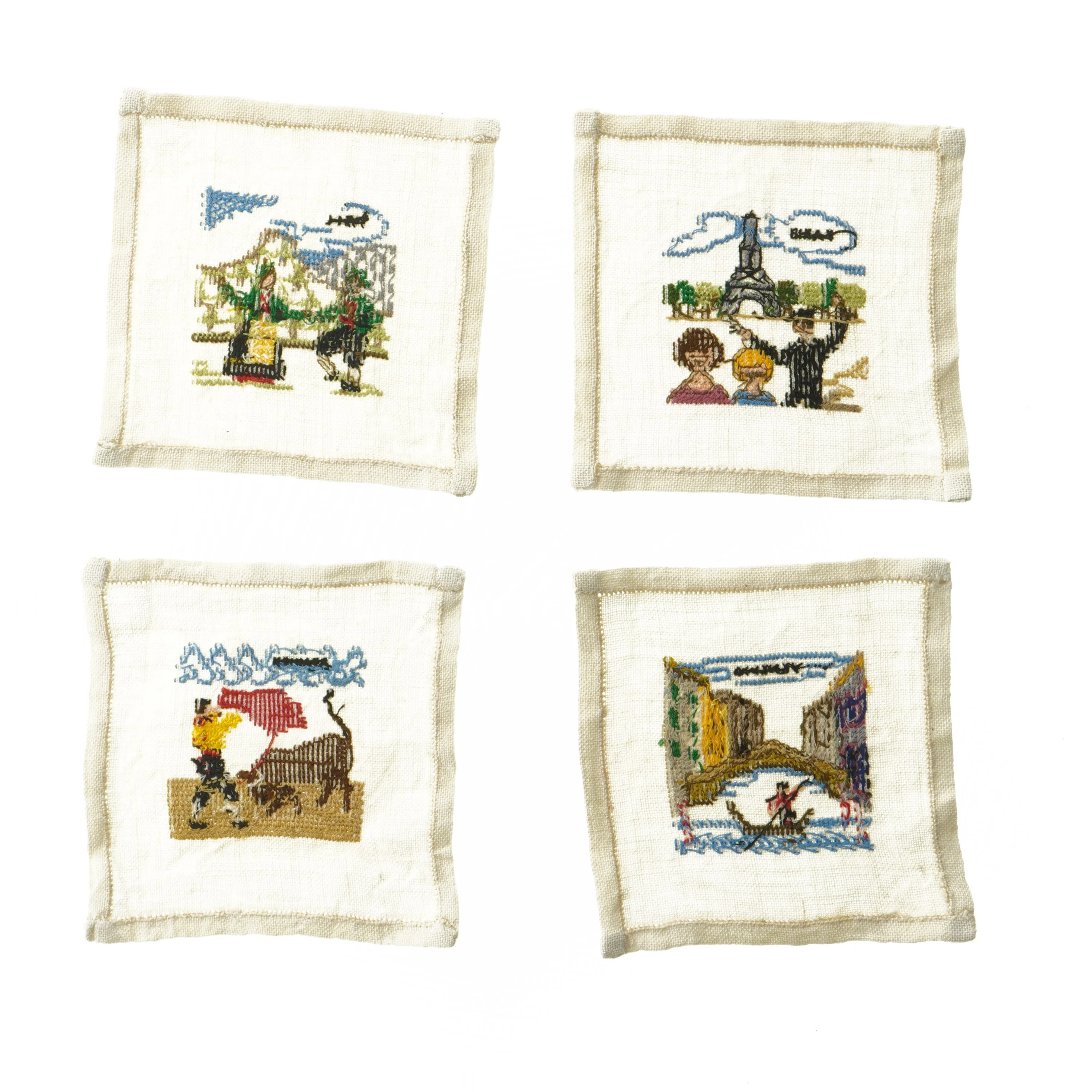 Broderede dekorationsbilleder på stof (str. 4 stk 14x14 cm)