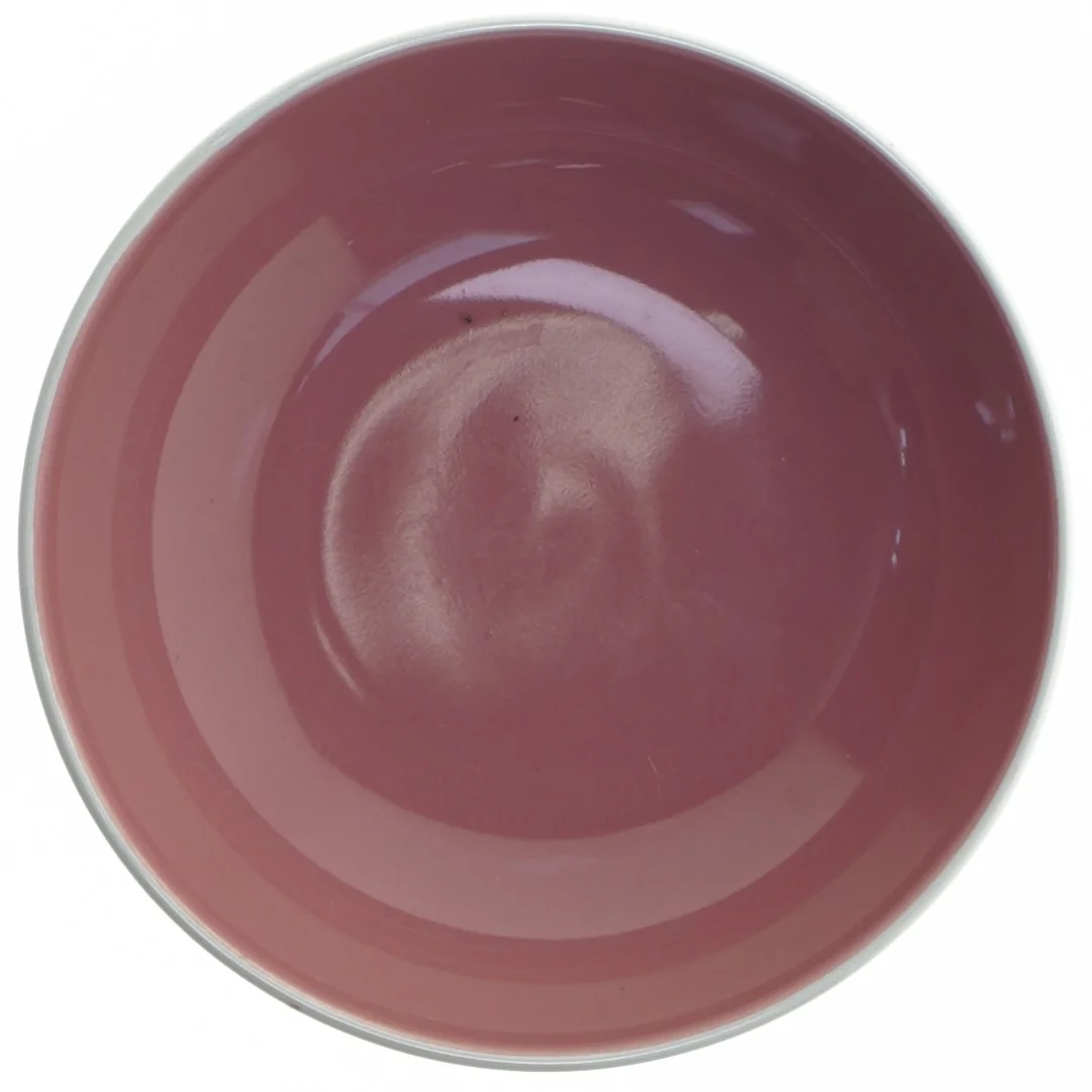 Keramikskål og tallerken