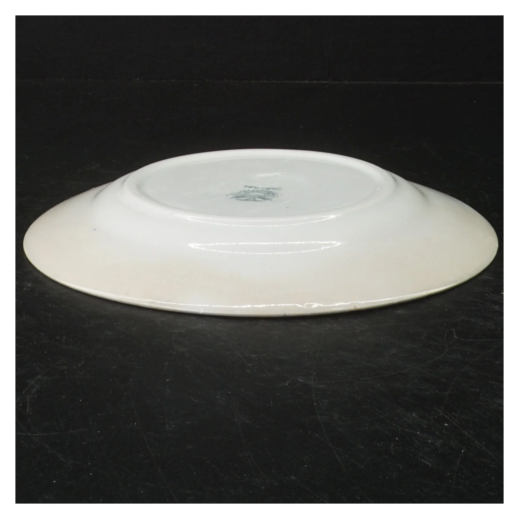 Porcelænstallerken med blomstermønster fra Villeroy & Boch (str. Ø. 22 cm)