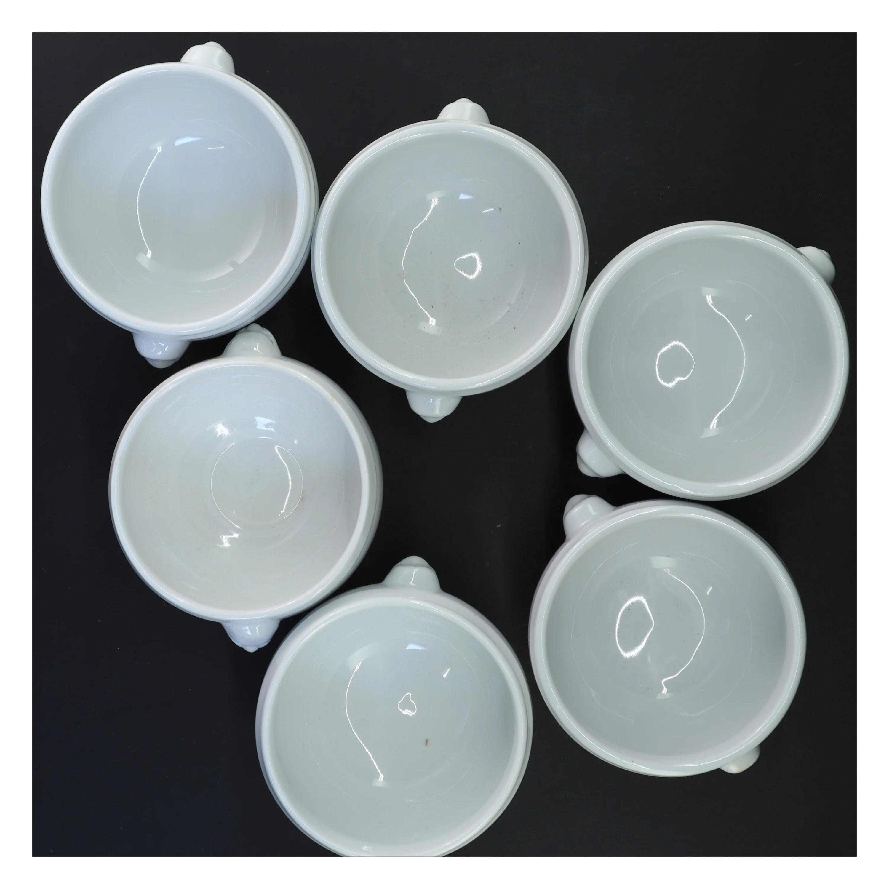 6 hvide skåle i porcelæn (str. Ø 11,5x9 cm)