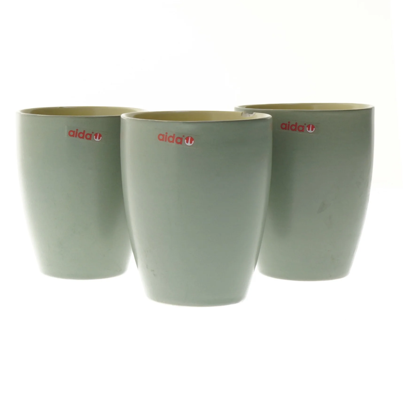 Sæt af 3 krus fra Aida fra Aida (str. 3 stk Ø 8,5 cm længde 10,5 cm)