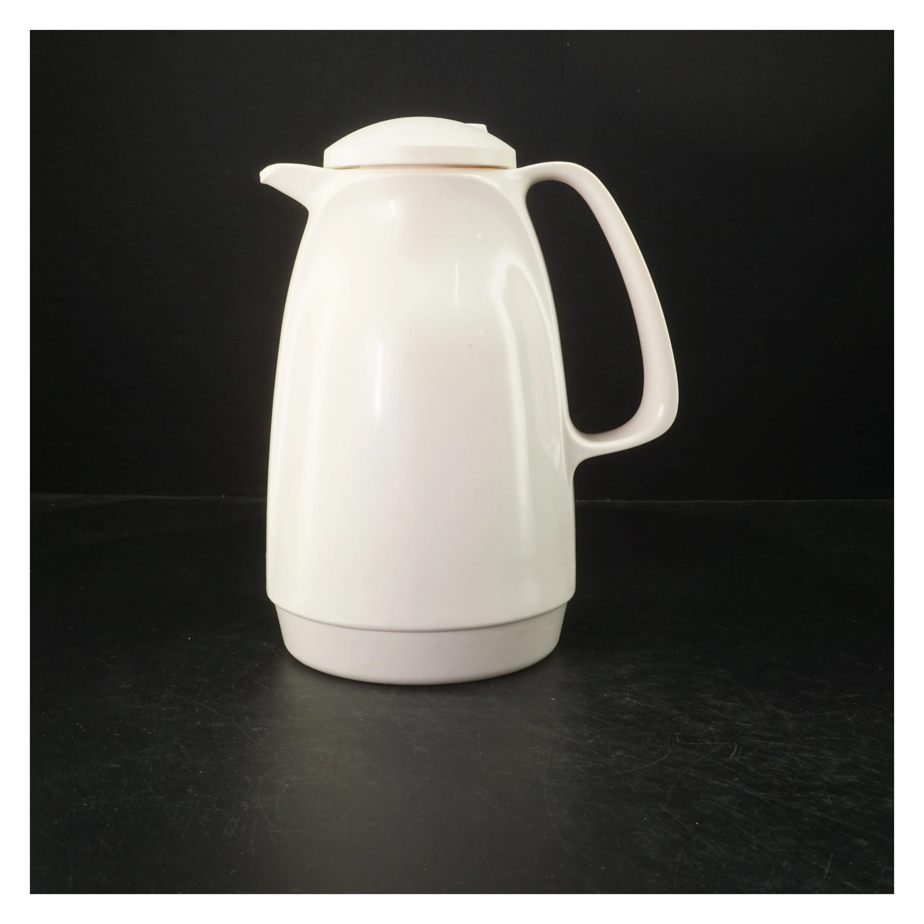 Hvid termokande fra Bella (str. 24 cm)