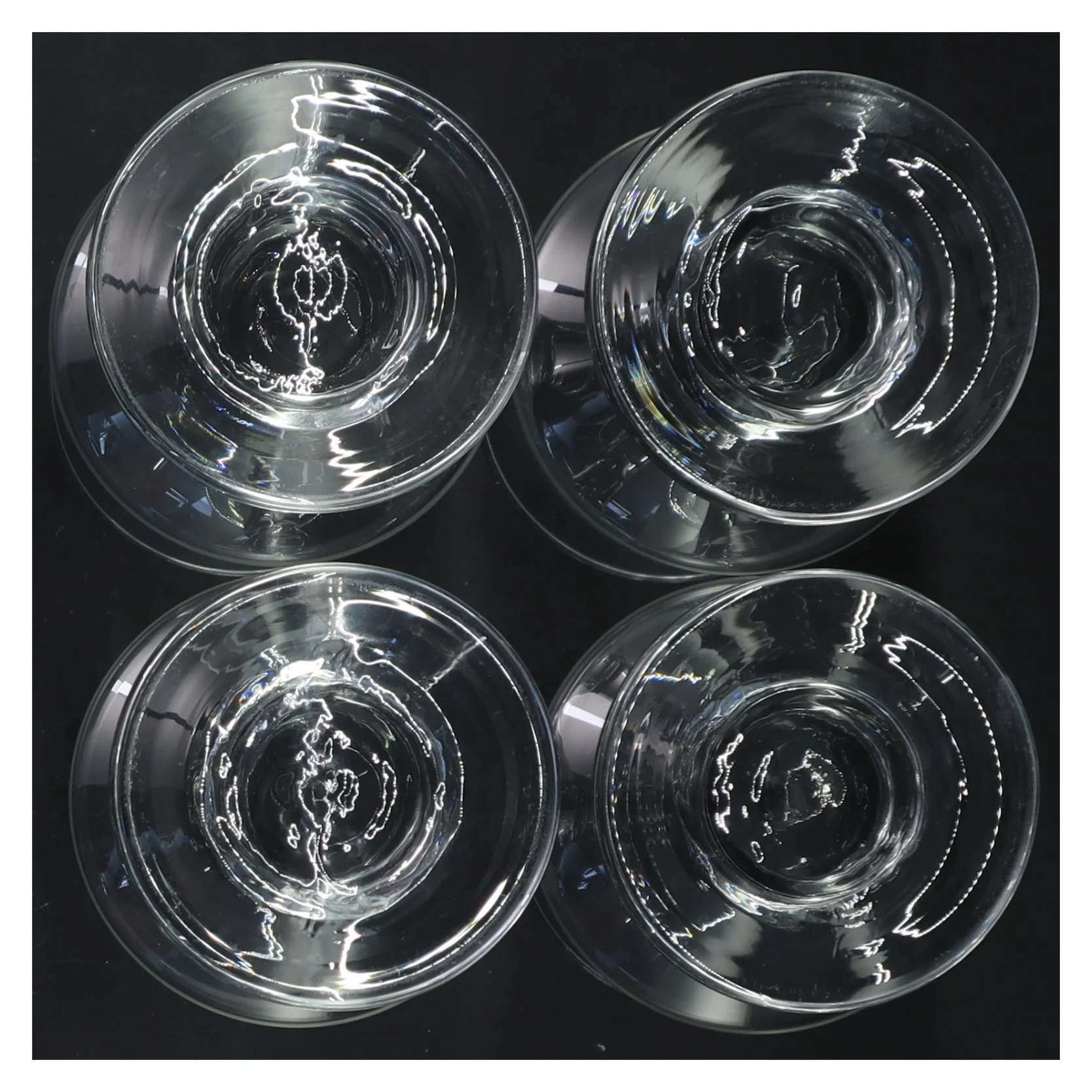 Sæt med 4 glas (str. Ø 6,5x13,5 cm)