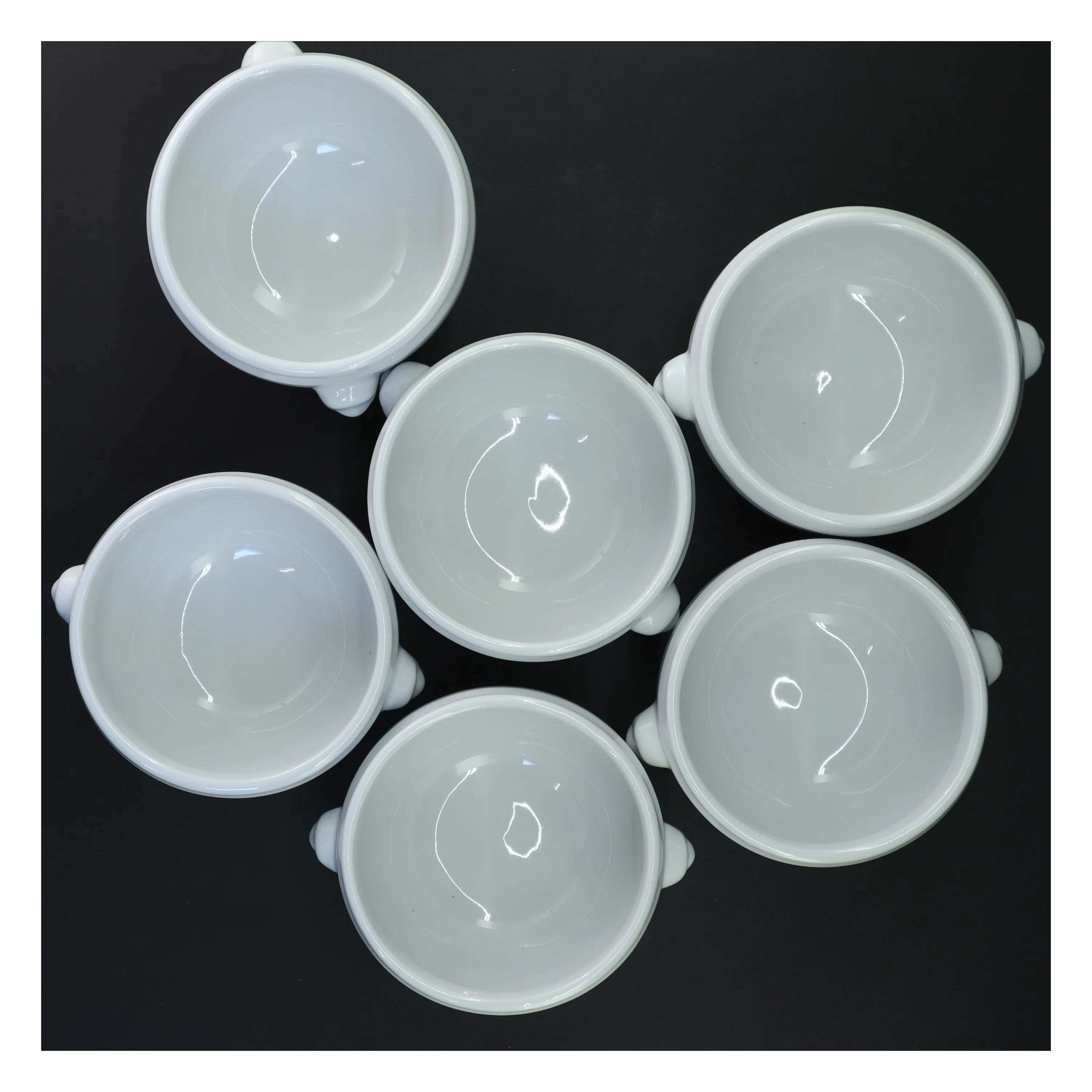 Sæt af seks hvide suppeskåle (str. Ø 11,5x9 cm)