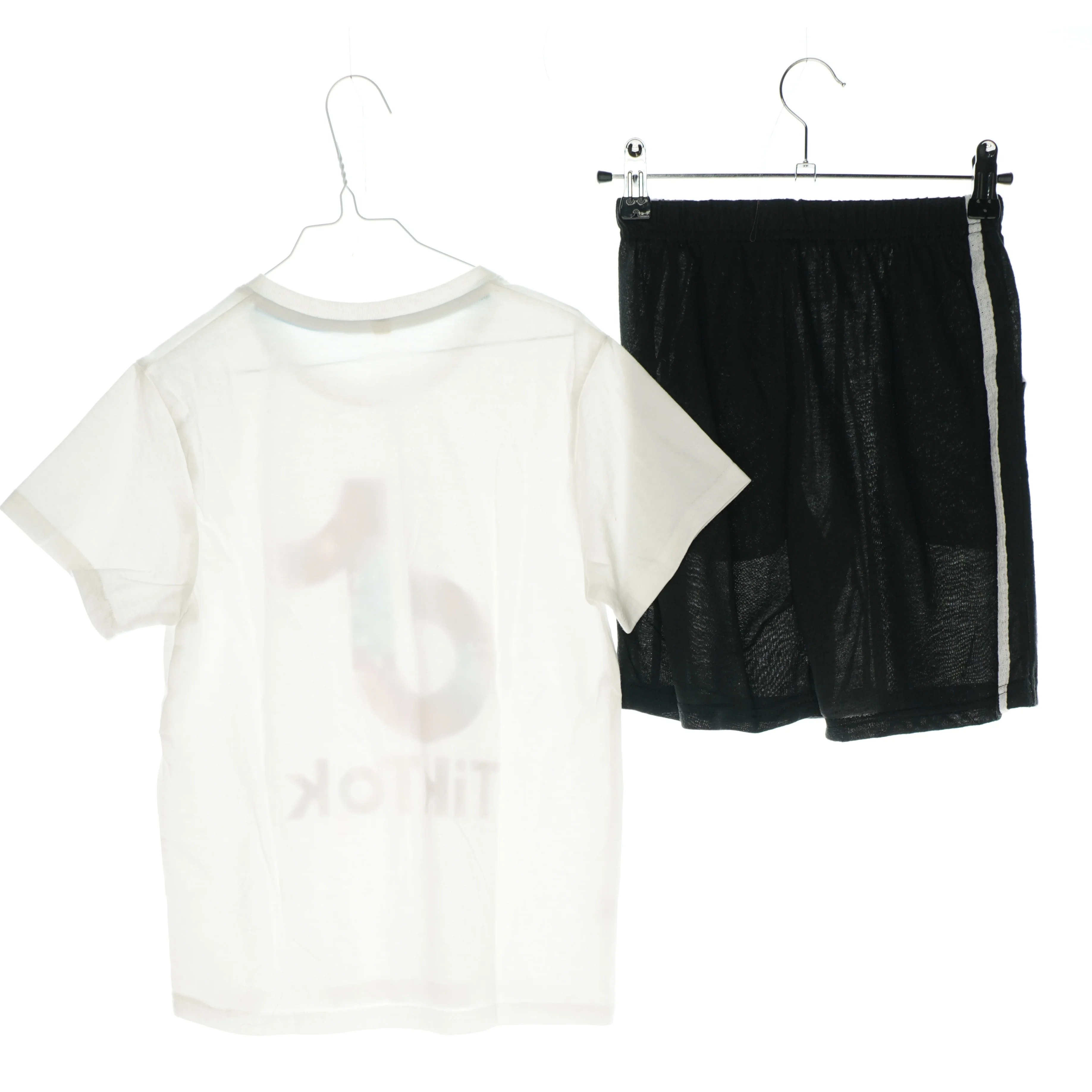 Sæt fra TikTok (str. 152 cm)