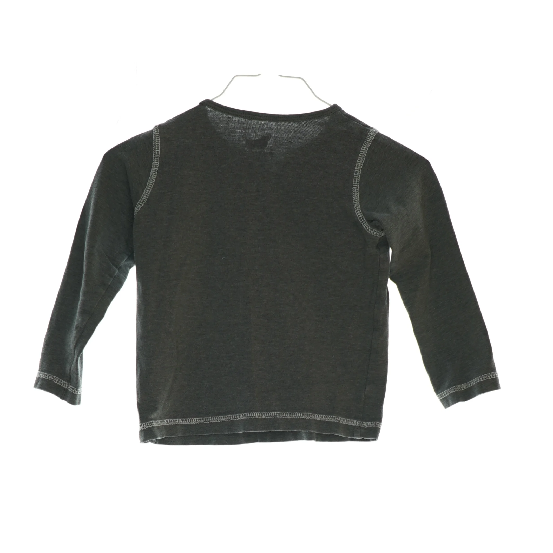 Bluse fra Pomp De Lux (str. 86)
